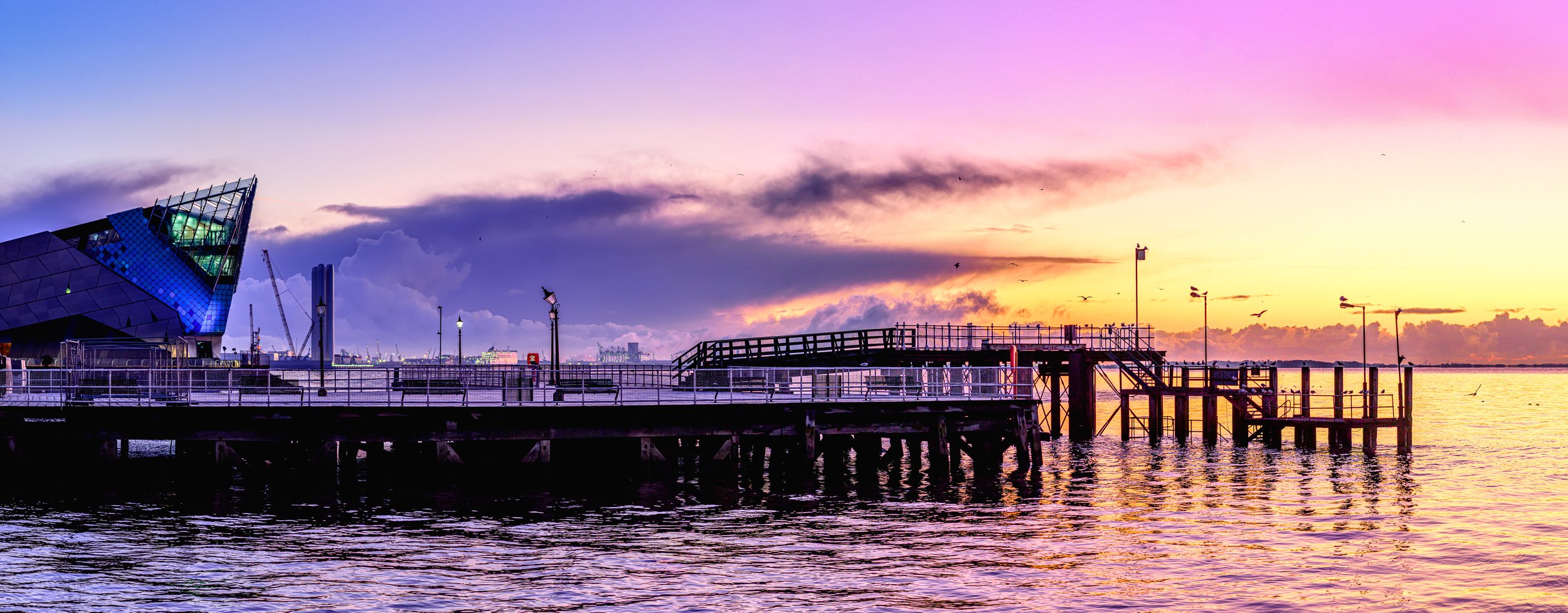Hull's Victoria Pier at First Light.jpg