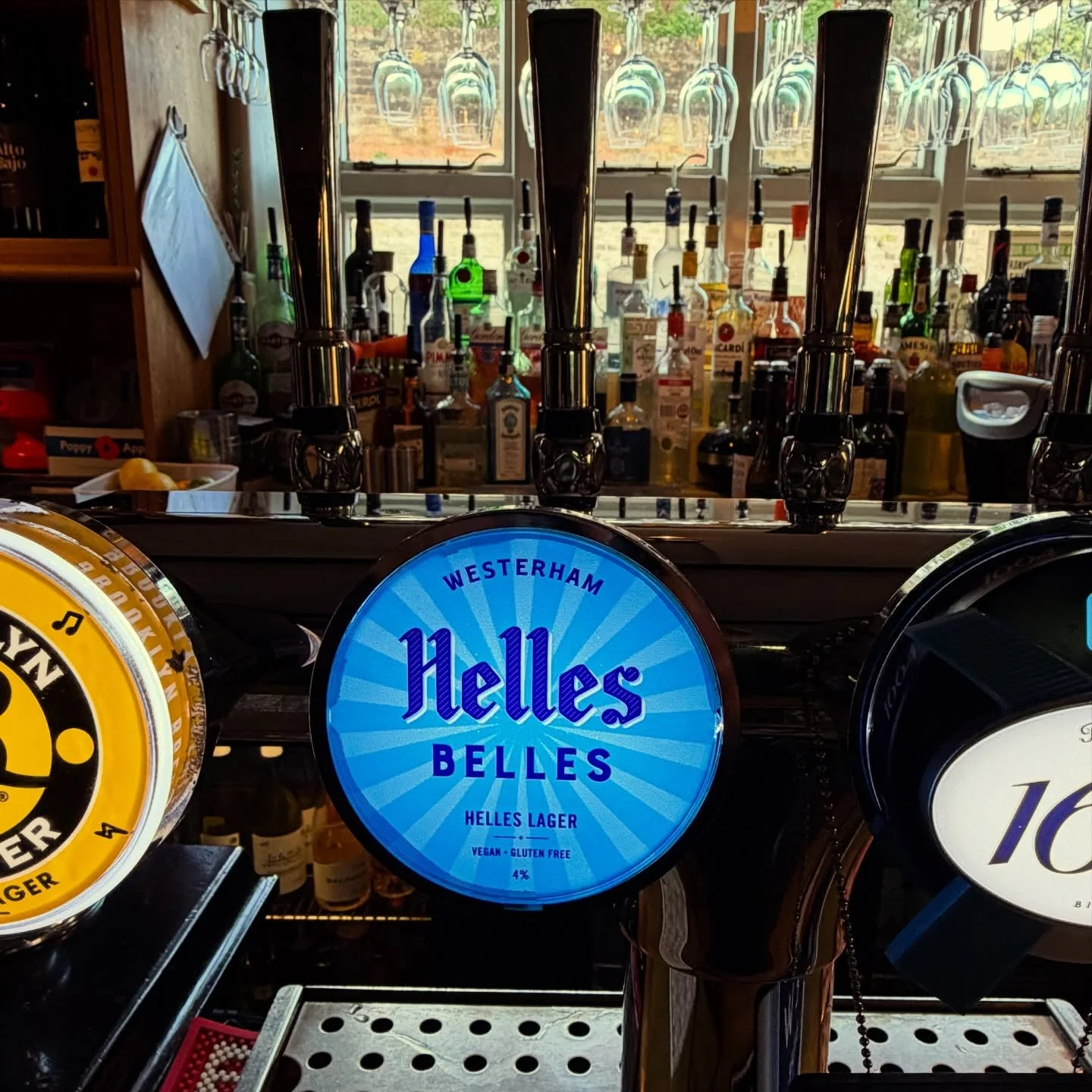 Introducing Helles Belles, our new pale lager now on draft from Westerham Brewery.

Pop by and please feel free to have a taste test before you buy &amp; tell us what you think. We think you&rsquo;ll love it . 

See you soon 💫 

@westerhambrew 
#glu