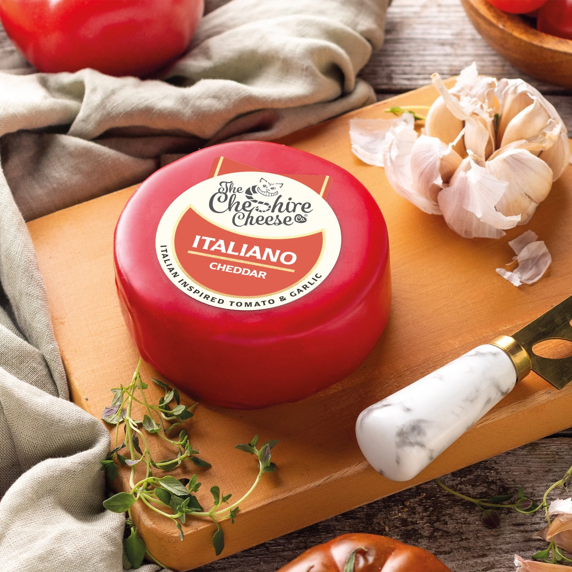 Italiano - Italian Inspired Tomato & Garlic Cheddar - Waxed Truckle 200g