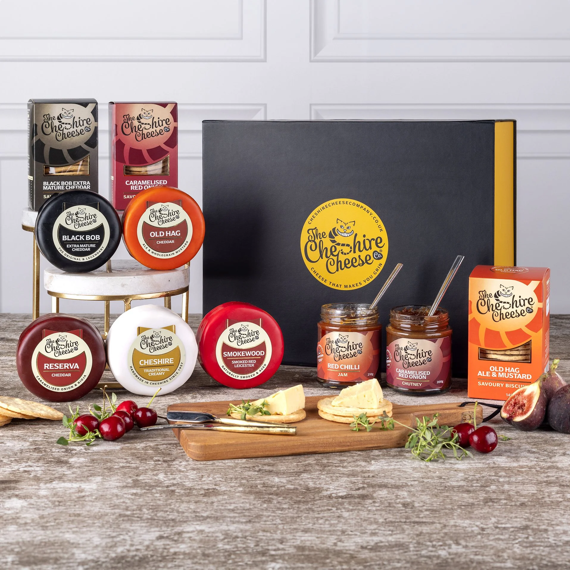Taste of Cheshire - Cheese, Chutney & Biscuits Gift Hamper