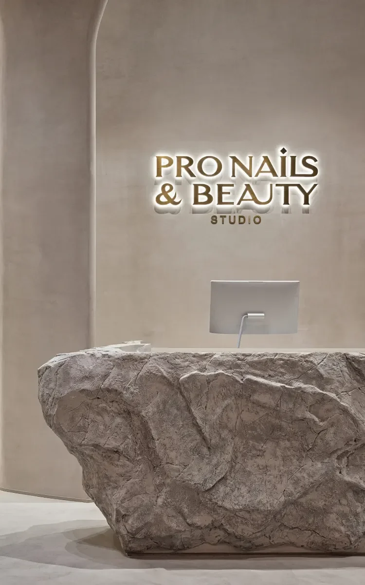 PRO Nails &amp; Beauty