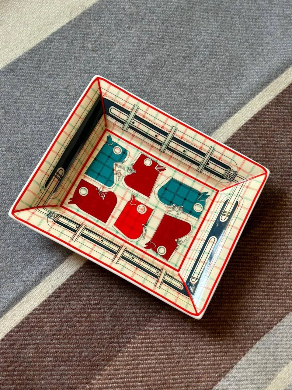 Hermes tray