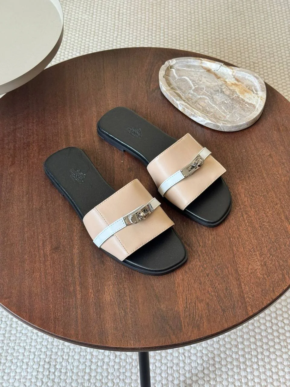 Hermès Giulia sandal