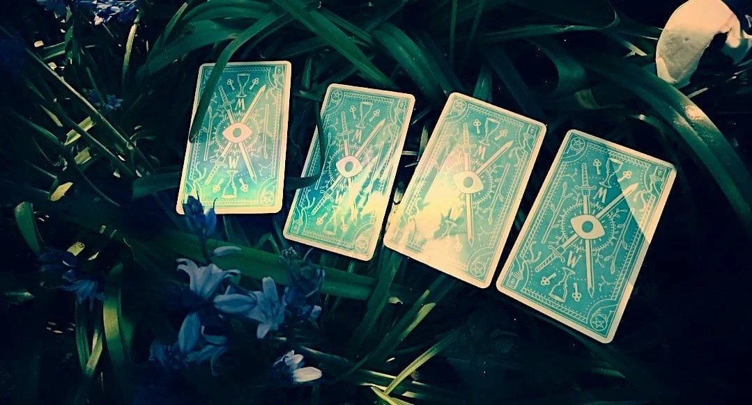 1:1 Tarot Mentorship