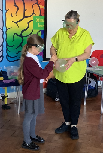 St Mary’s Catholic Primary School pupils enjoy a STEM workshop (2).png