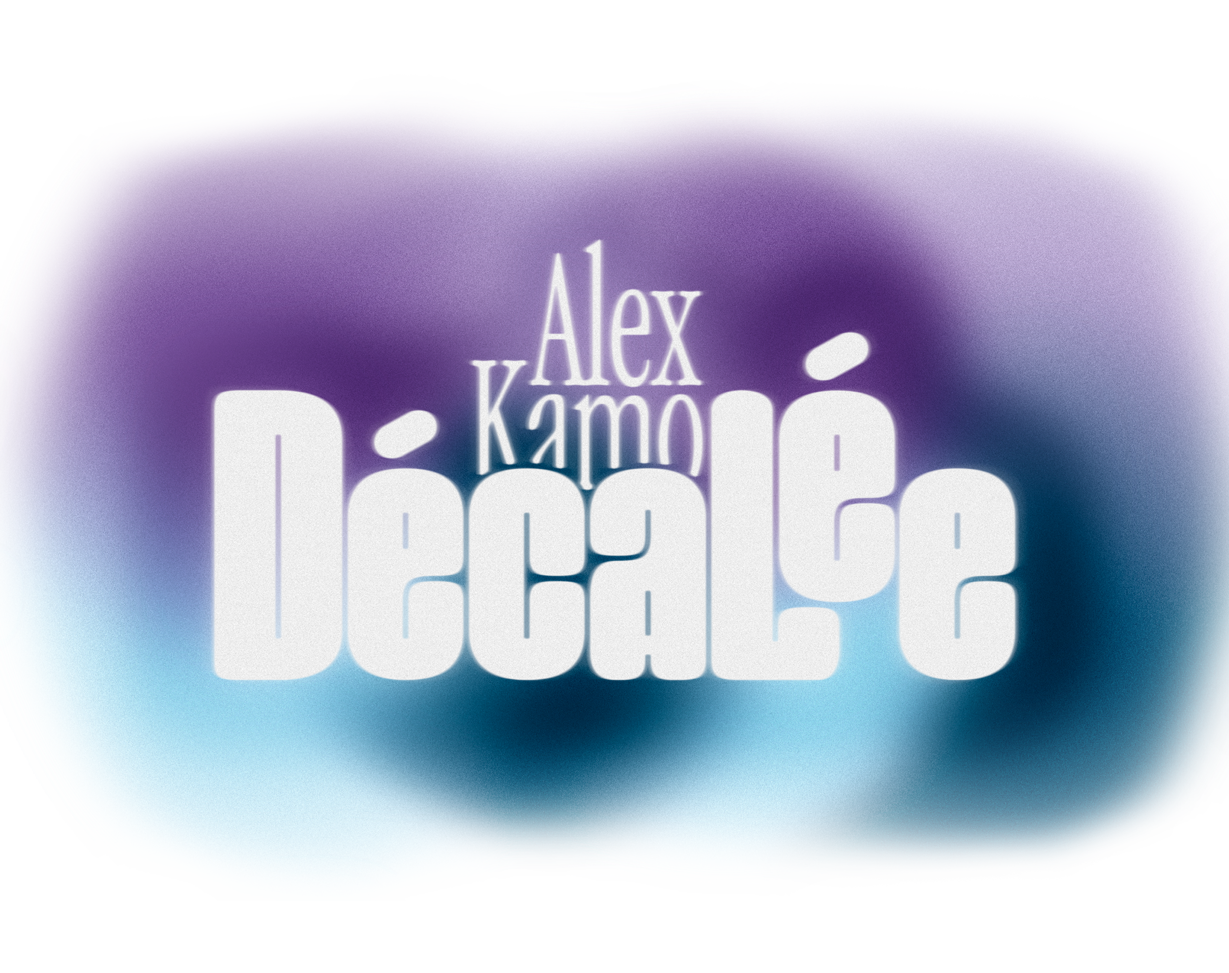 Logo avec le texte 'Alex Kamono' et 'Décalé' en blanc sur un fond dégradé violet et bleu.