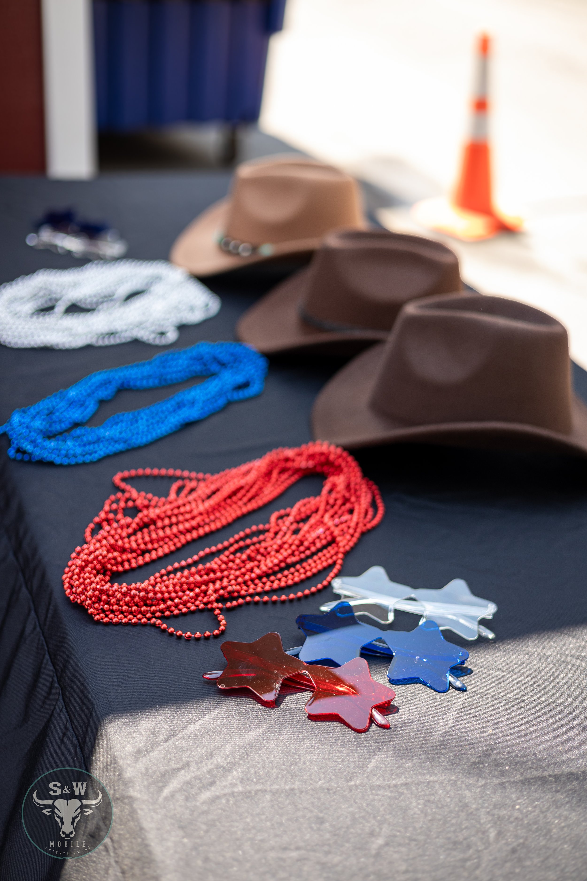 Cowboy hat and 4th of July Props for S&W Mobile Entertainment's professional photo booth service.