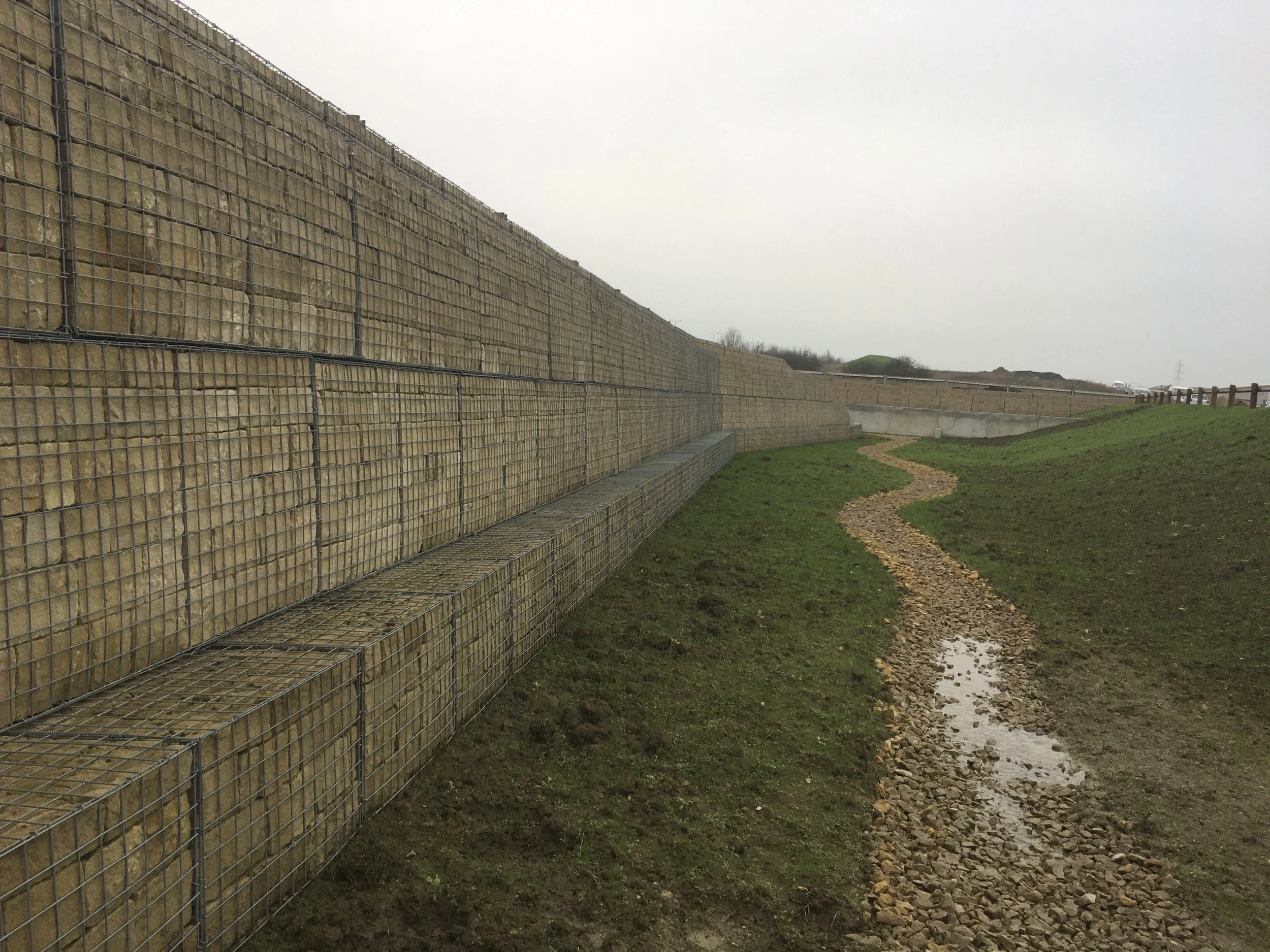 CarrieresFeidt_gabions130_.jpg