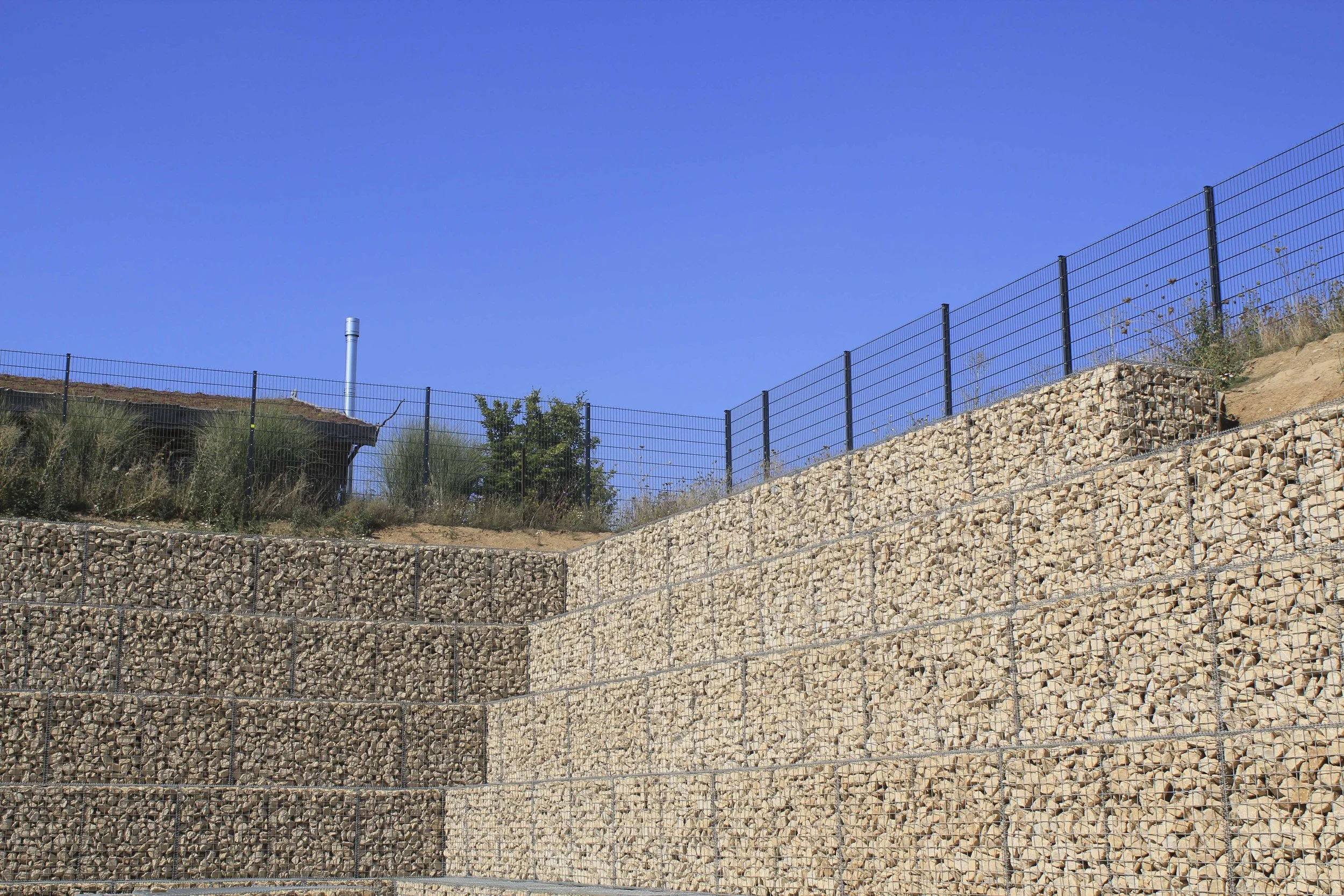 CarrieresFeidt_gabions123_.jpg