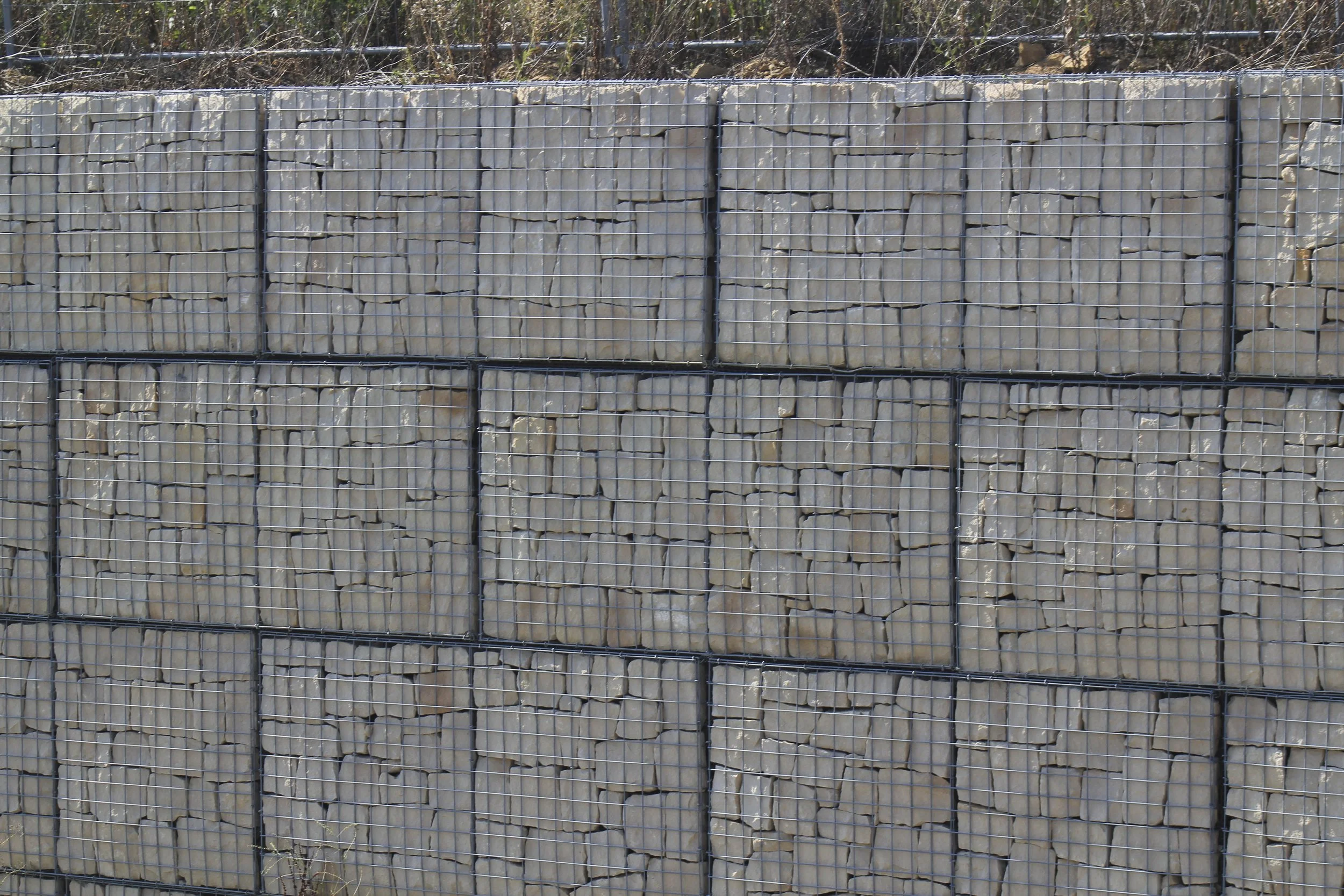 CarrieresFeidt_gabions121_.jpg