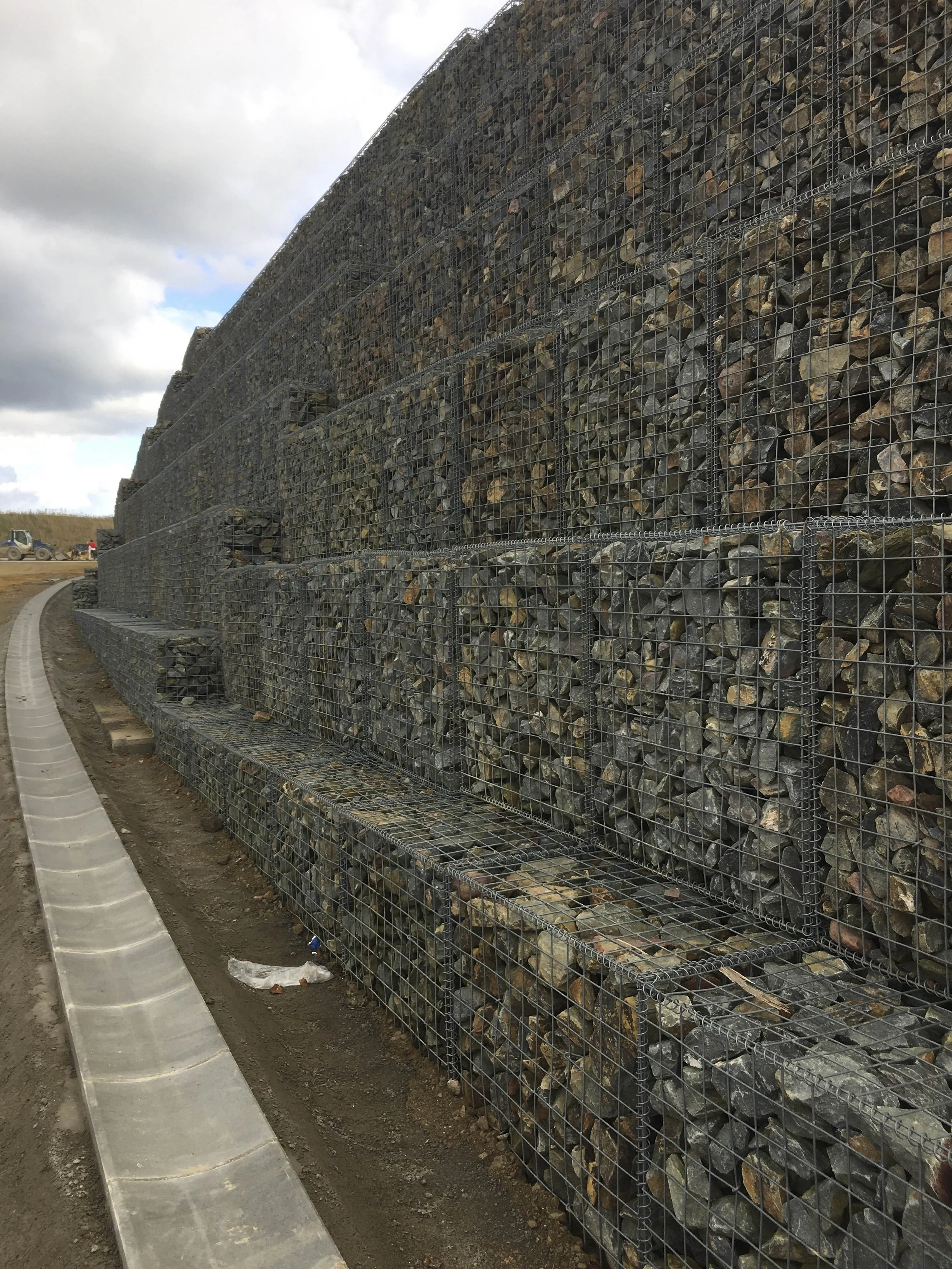 CarrieresFeidt_gabions098_.jpg