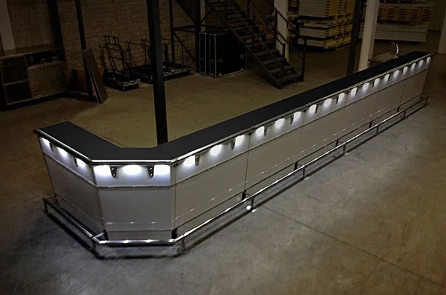 Eight metre long corner bar