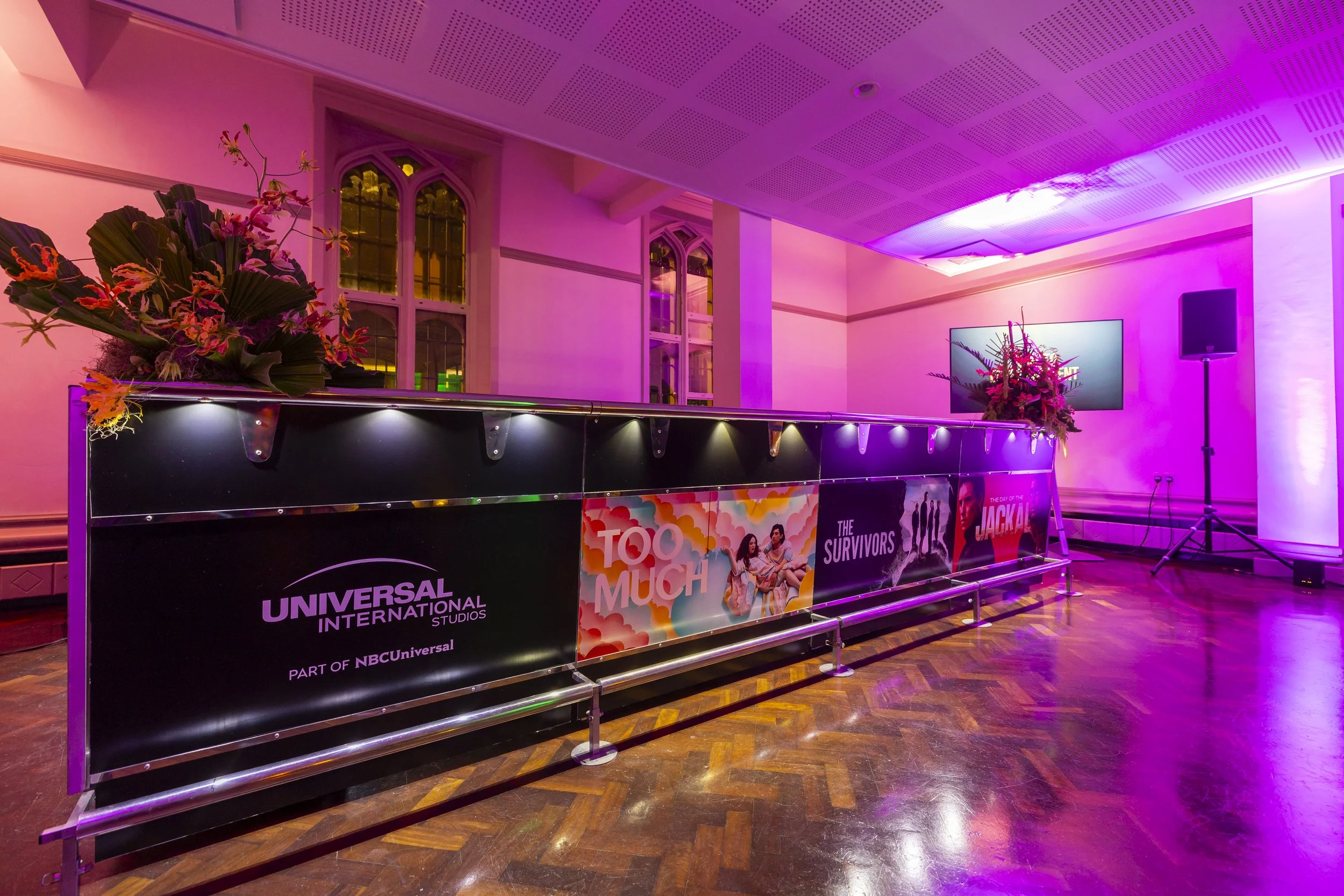 4.8 metre wide bar, fully branded