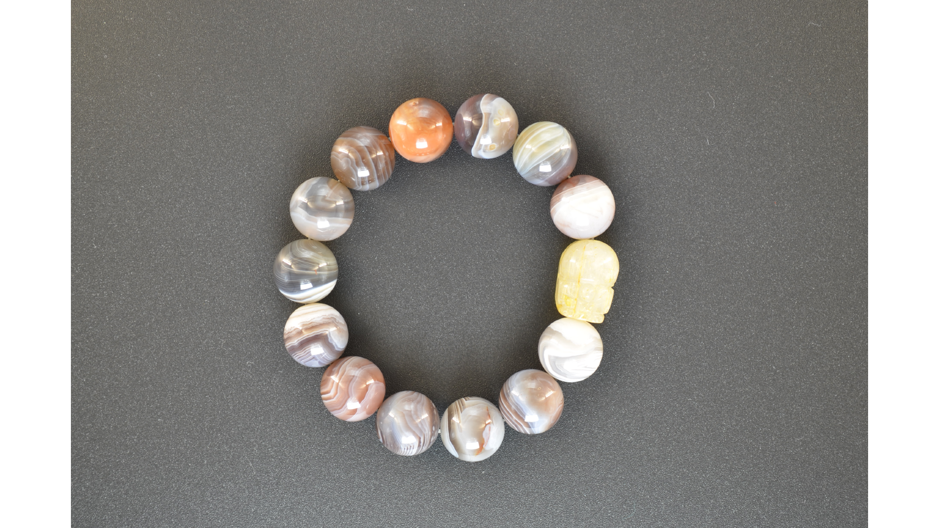 Titanium Quartz Pixiu Agate - SQ3157215  (3).png