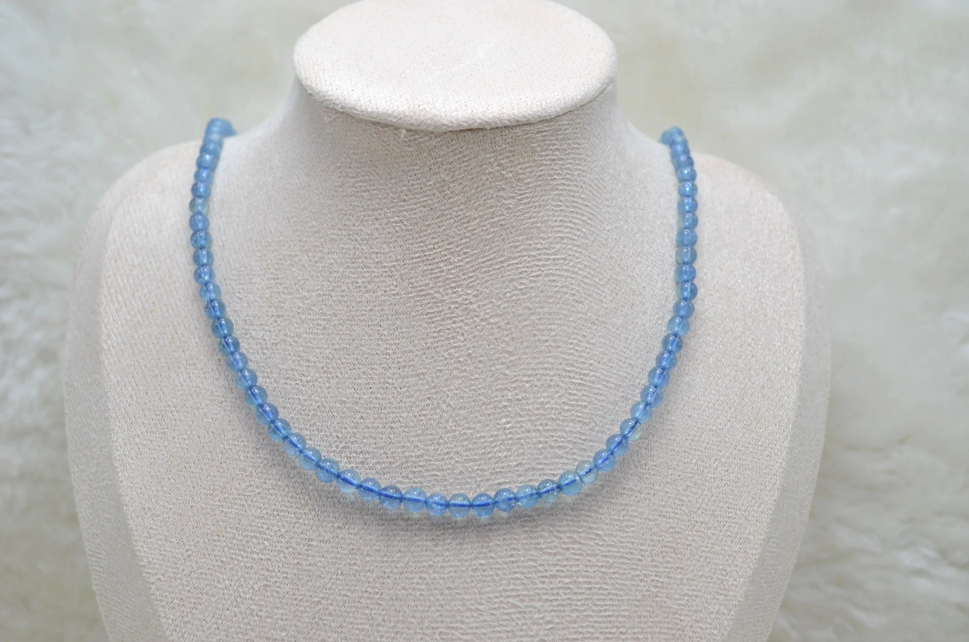 55 RM820 Mystic Devil Aquamarine Necklace (3A).jpg