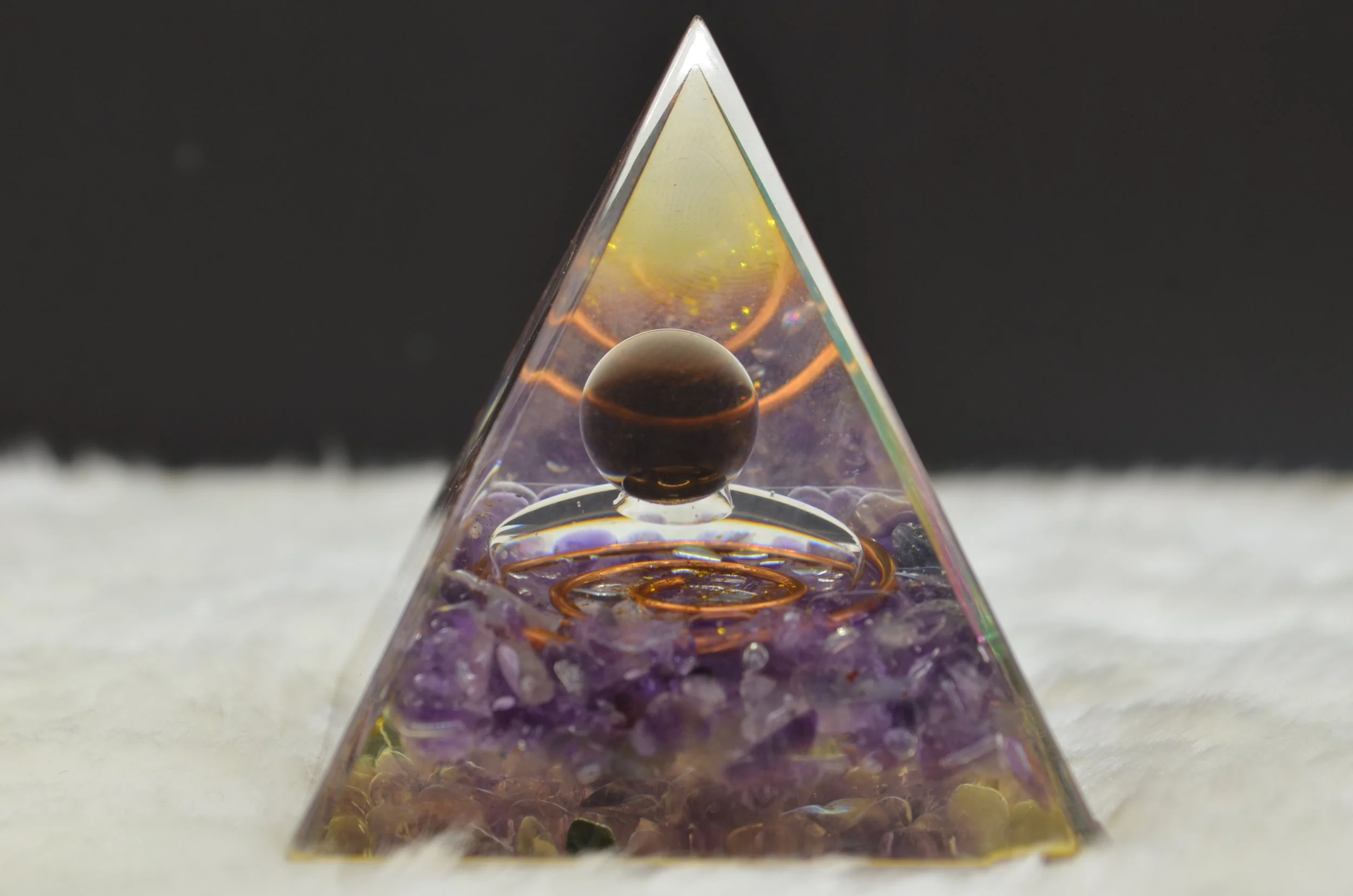Amethyst Ogon Harmony Pyramid
