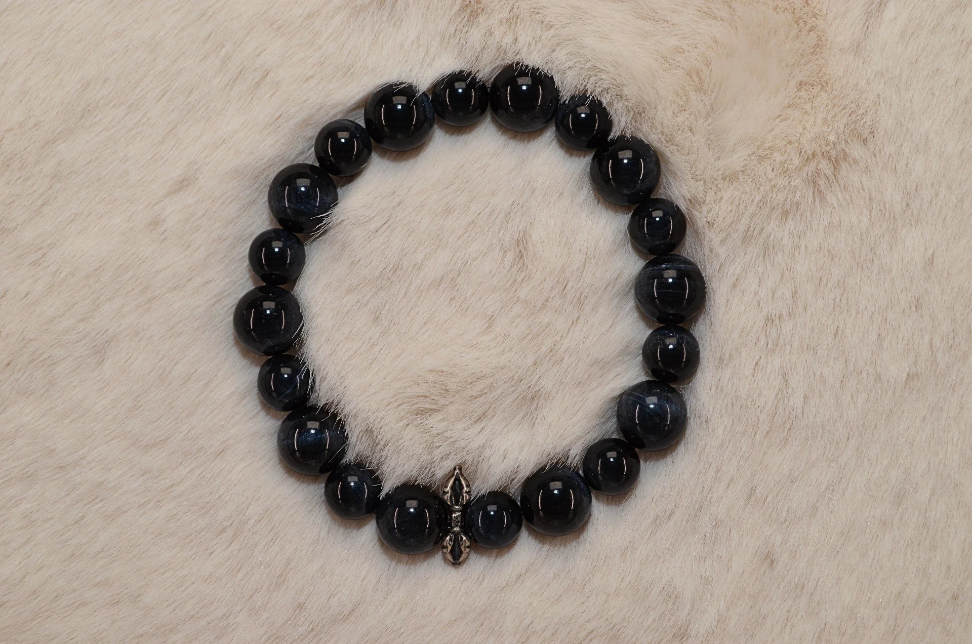 227 Blue Tiger's Eye Stone Bracelet with Diamond Shade (1).JPG