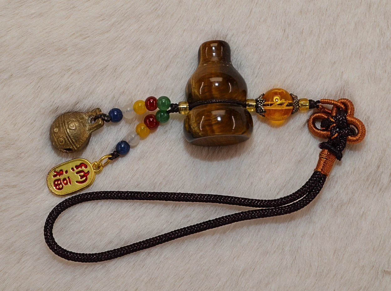 254 Yellow Tiger's Eye Gourd charm (2).JPG