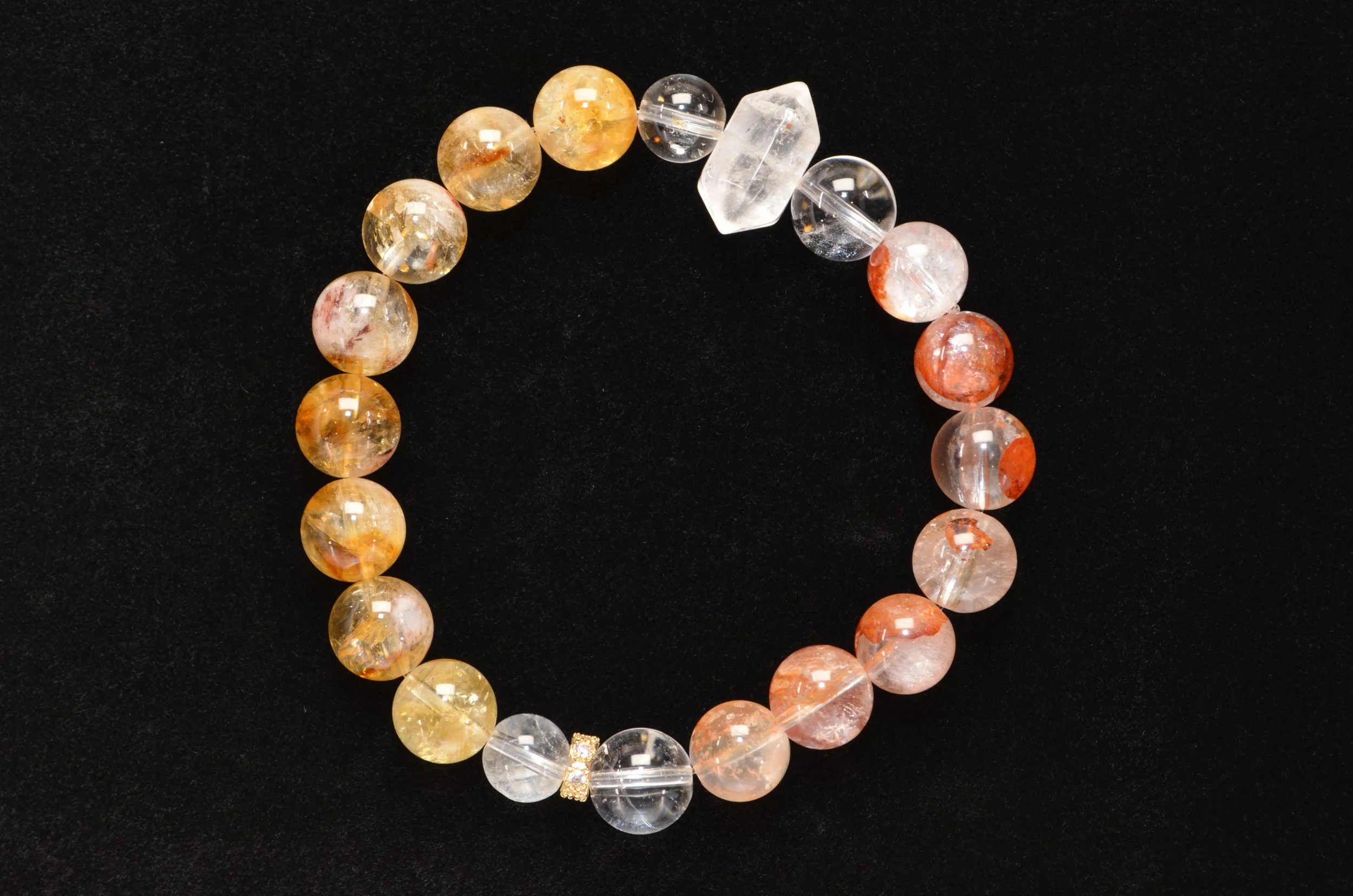 288 Red boulders, yellow crystal (1).JPG