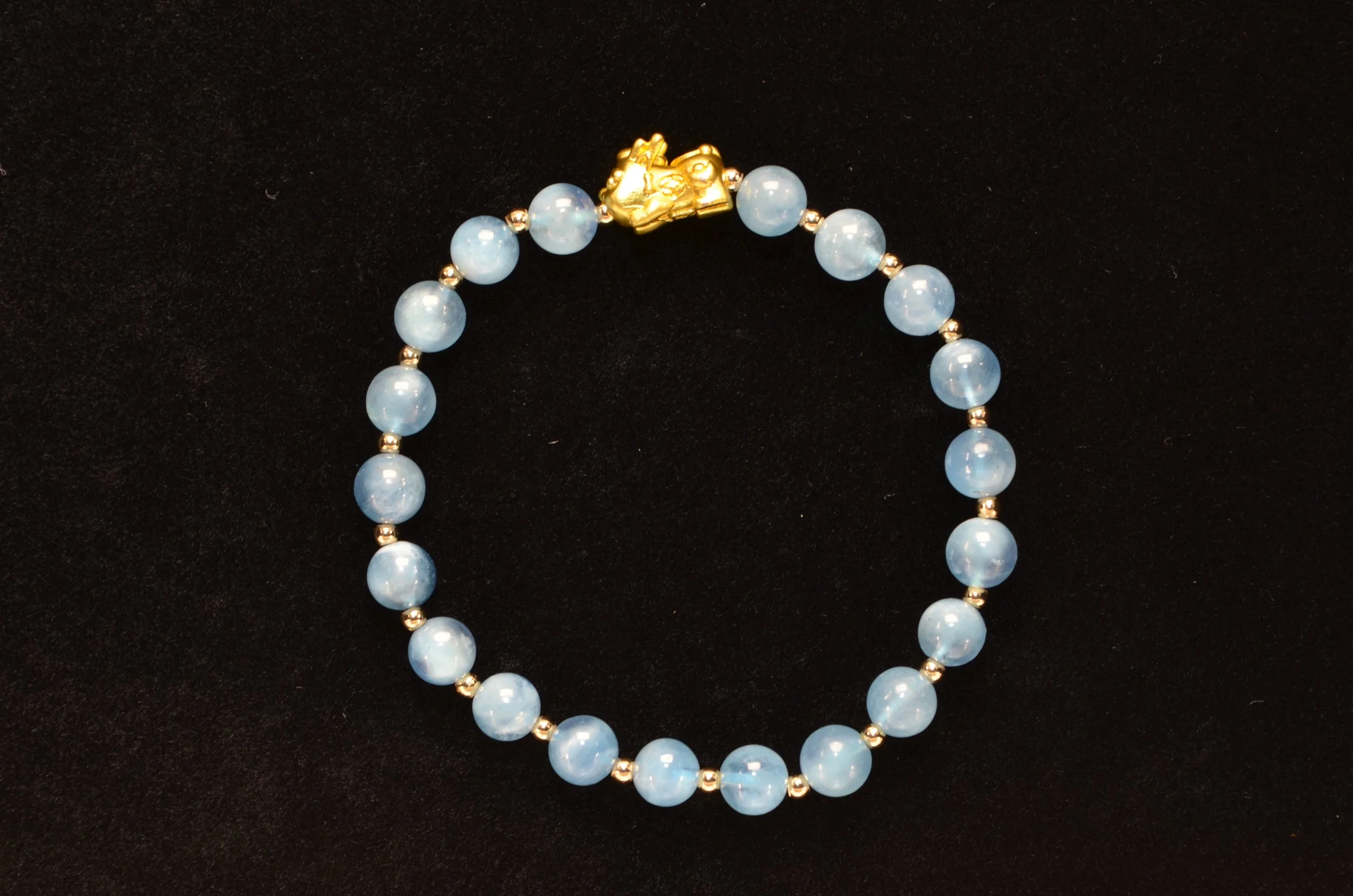 115 Aquamarine Bracelet (6m) (1).JPG