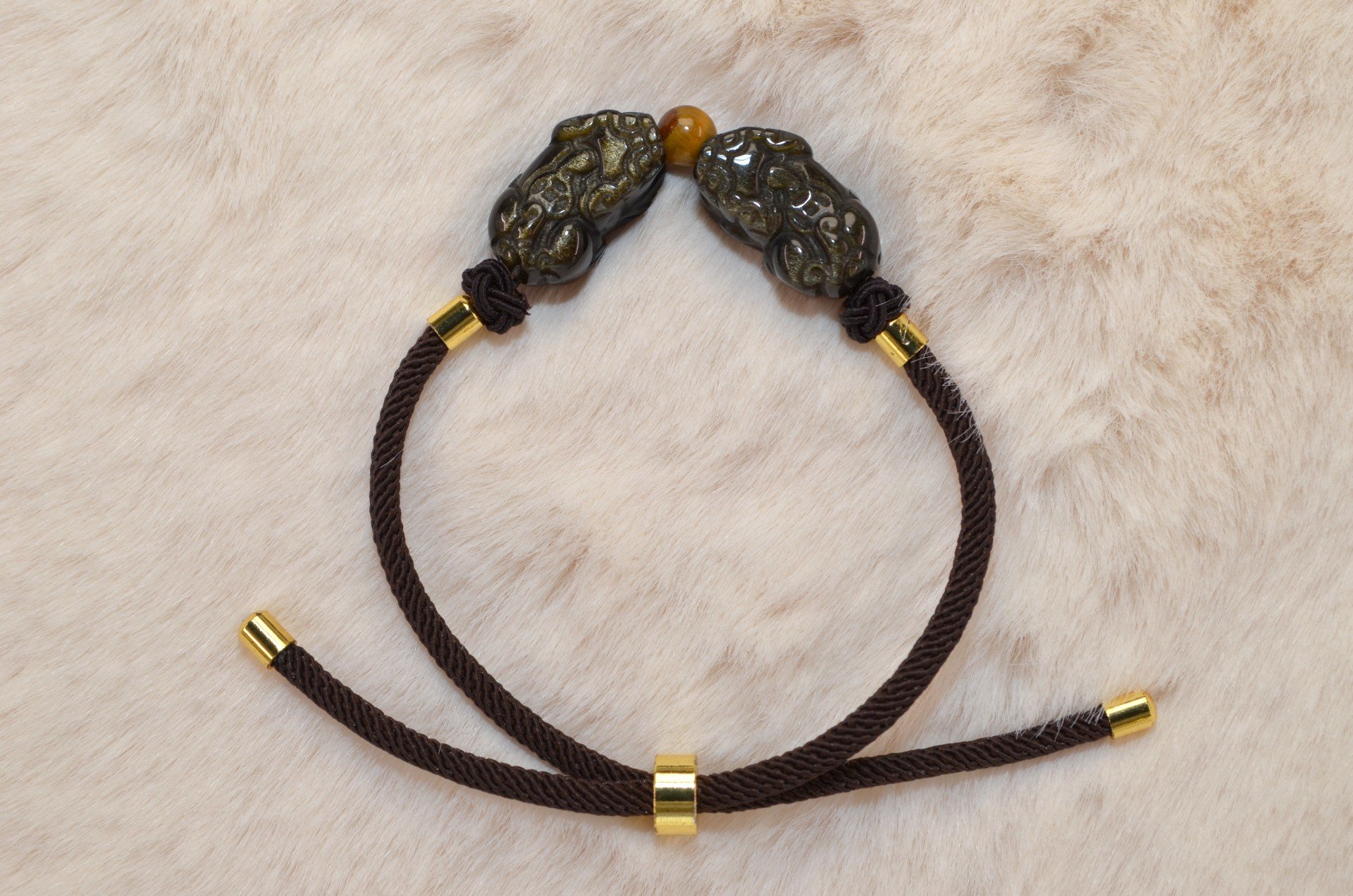 Golden Pixiu SQ7883070 (2)(1).jpg