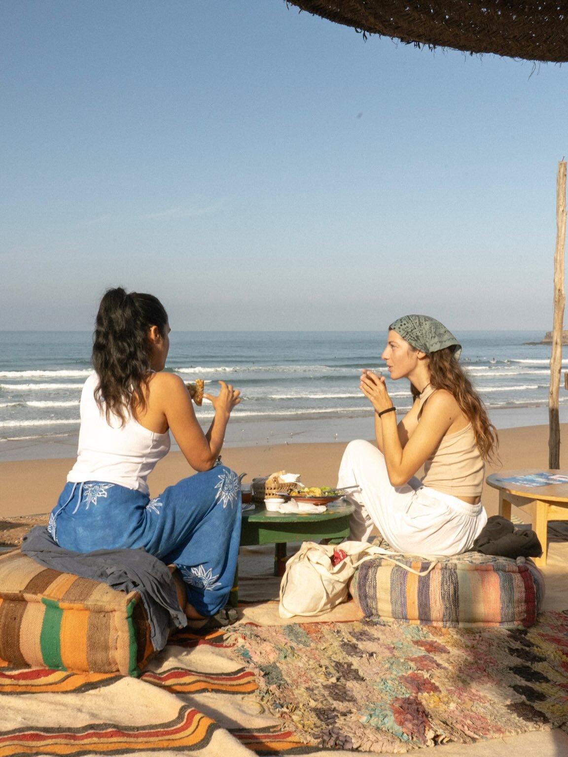 Per Call of the Ocean Retreat abbiamo creato esperienze da vivere insieme, con cura. Abbiamo esplorato luoghi autentici, scelto attivit&agrave; genuine, incontrato artigiani ispiranti e partner professionali che sentiamo affini.

Call of the Ocean &e