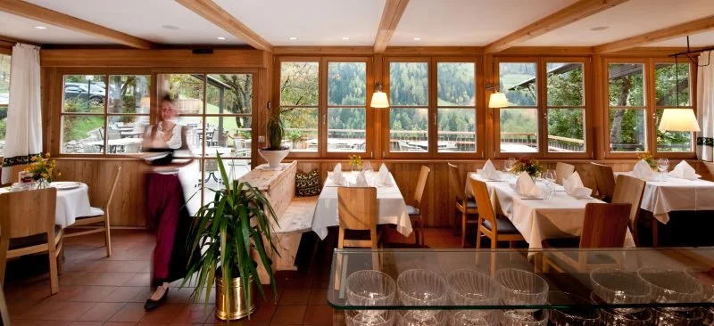 gasthaus-suedtirol-2-800x366.jpg