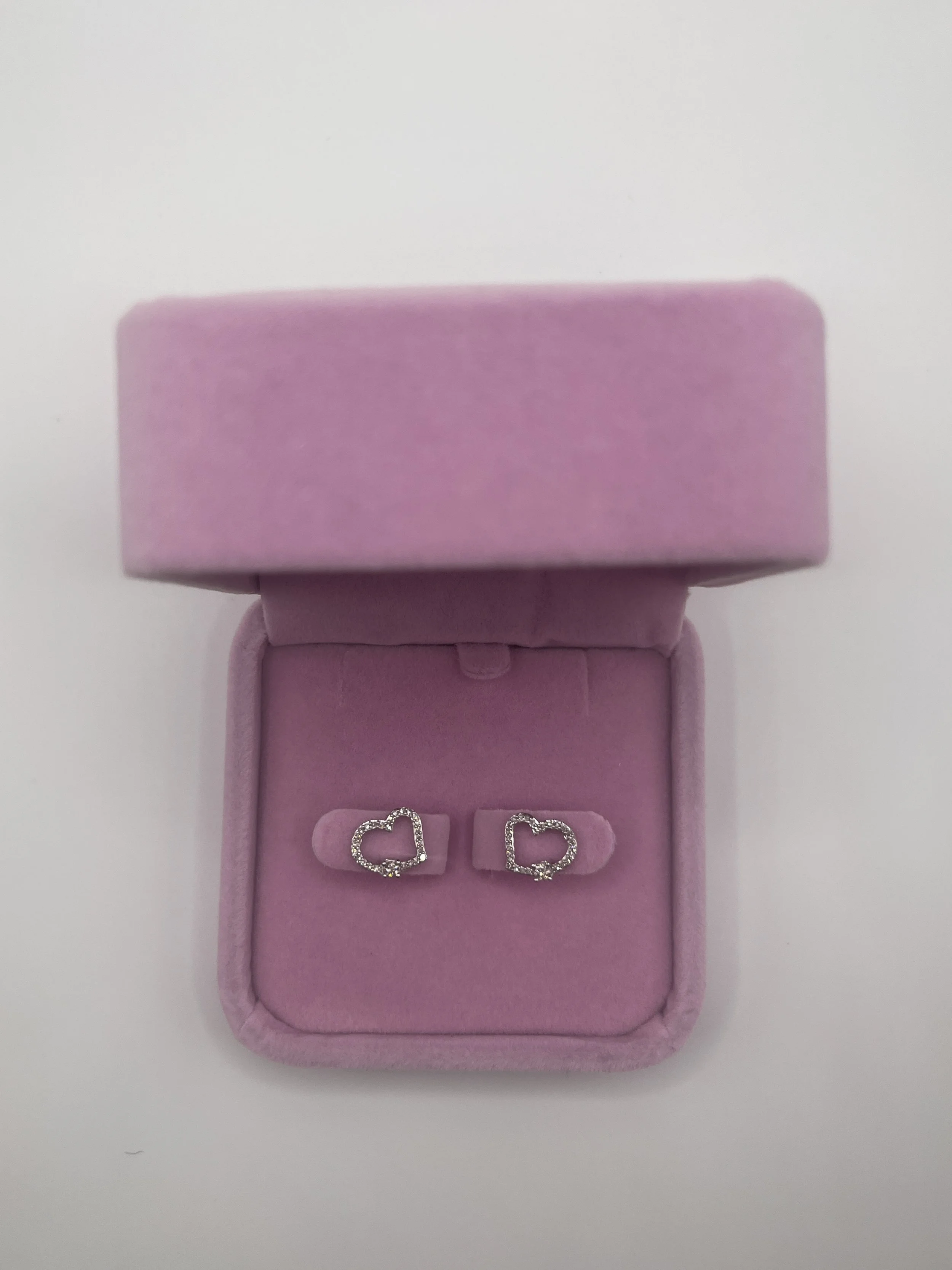 10K White Gold Heart Earrings with Diamonds