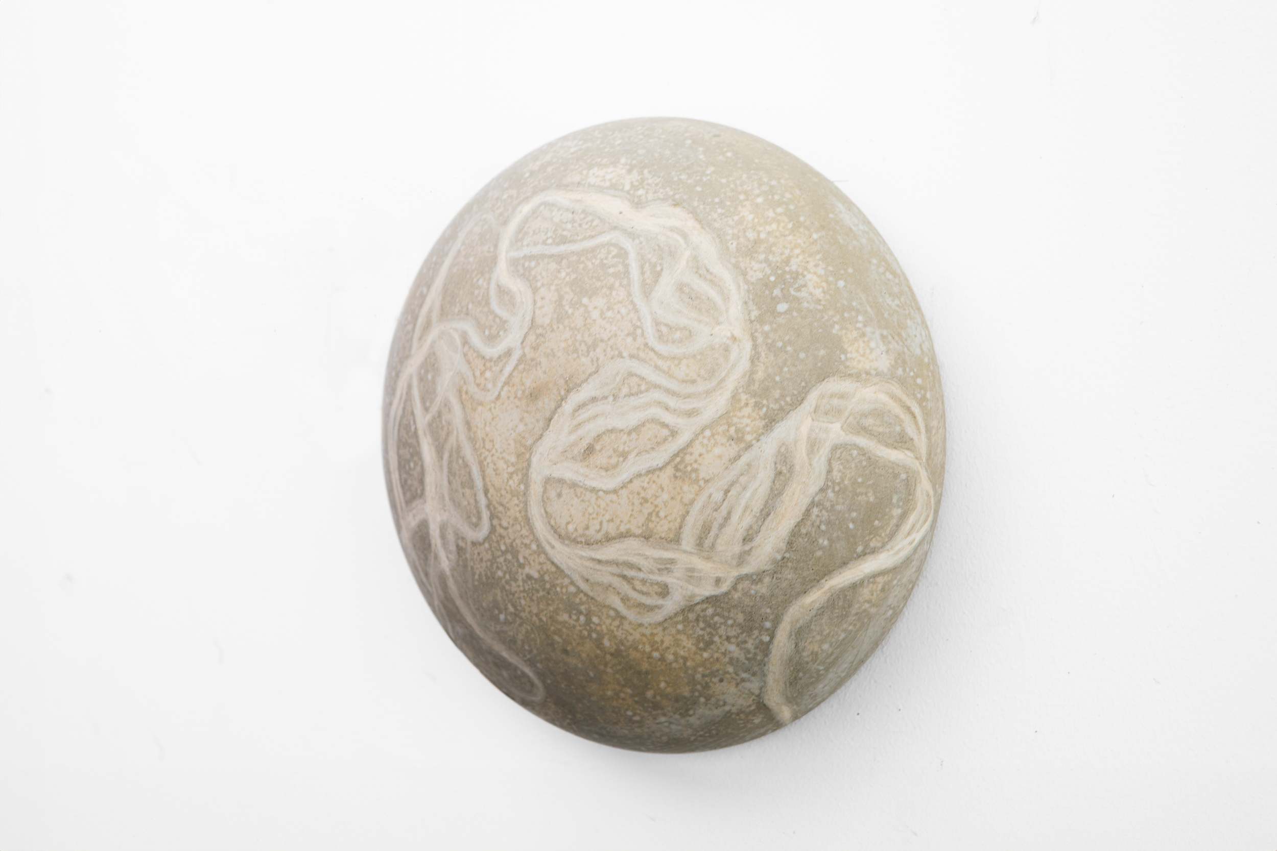 Poppy Lennox, Ascendancy III, 2025, Concrete and raw silk slivers, 20cm diameter © Georgie Beattie (side view 2).png