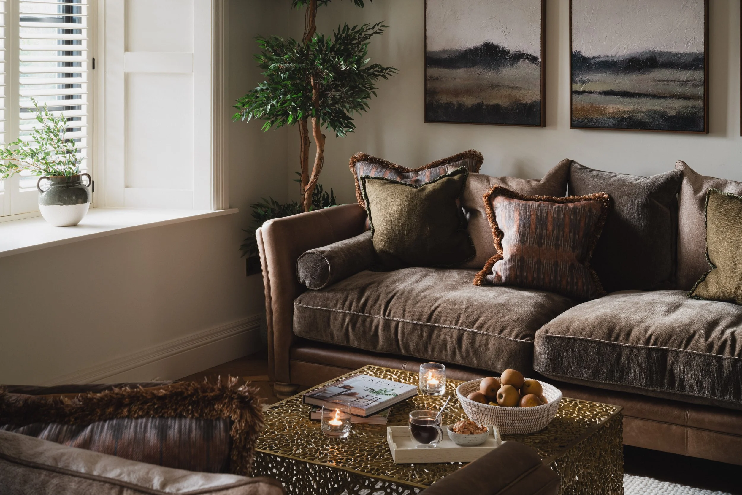this inviting nook is perfect for slow moments, where morning light, soft textures and a quiet sense of calm come together effortlessly.
