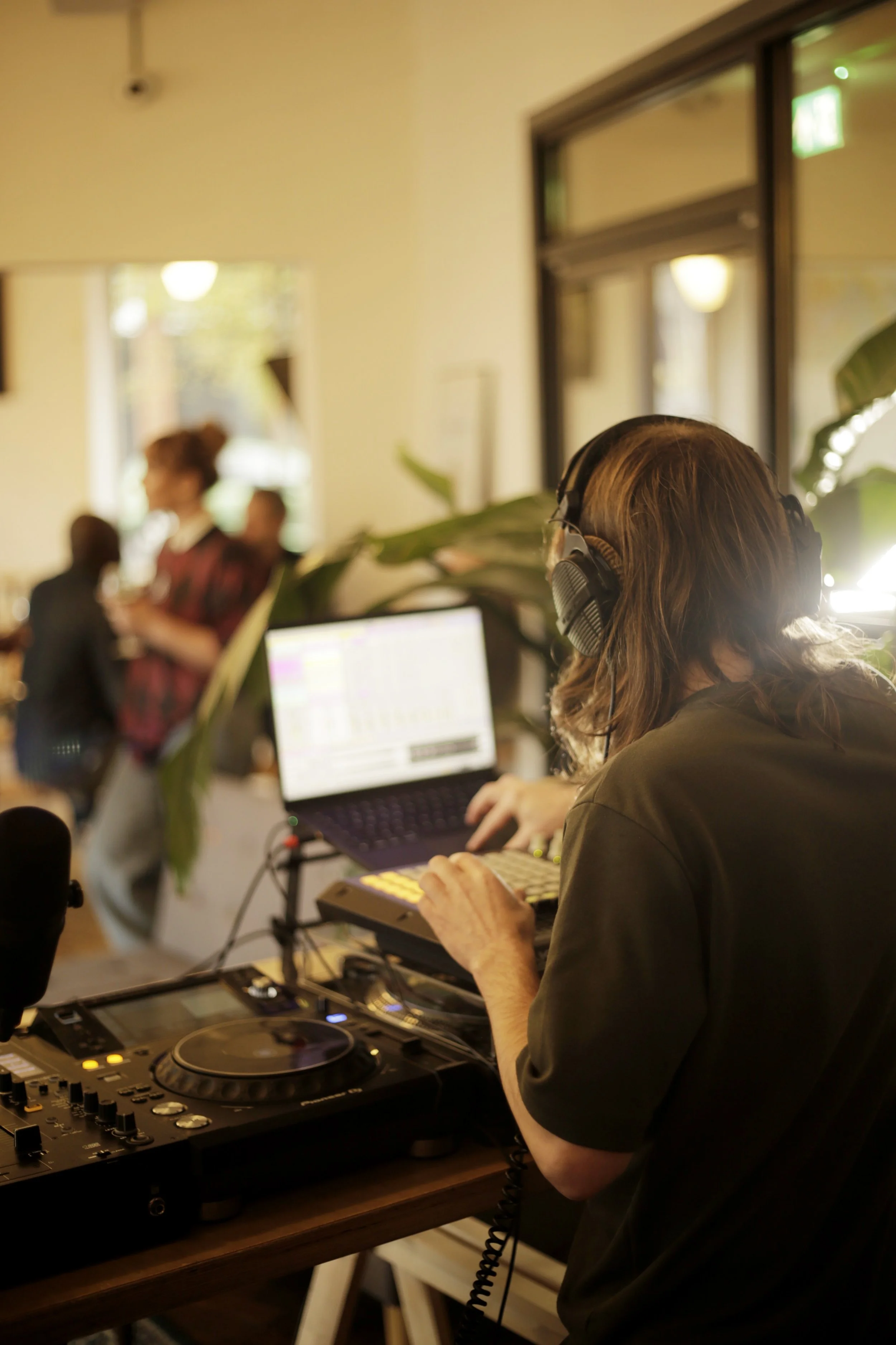 Monkey Shoulder/Worldwide FM at Neighbourhood Watch pop up radio, Belfast