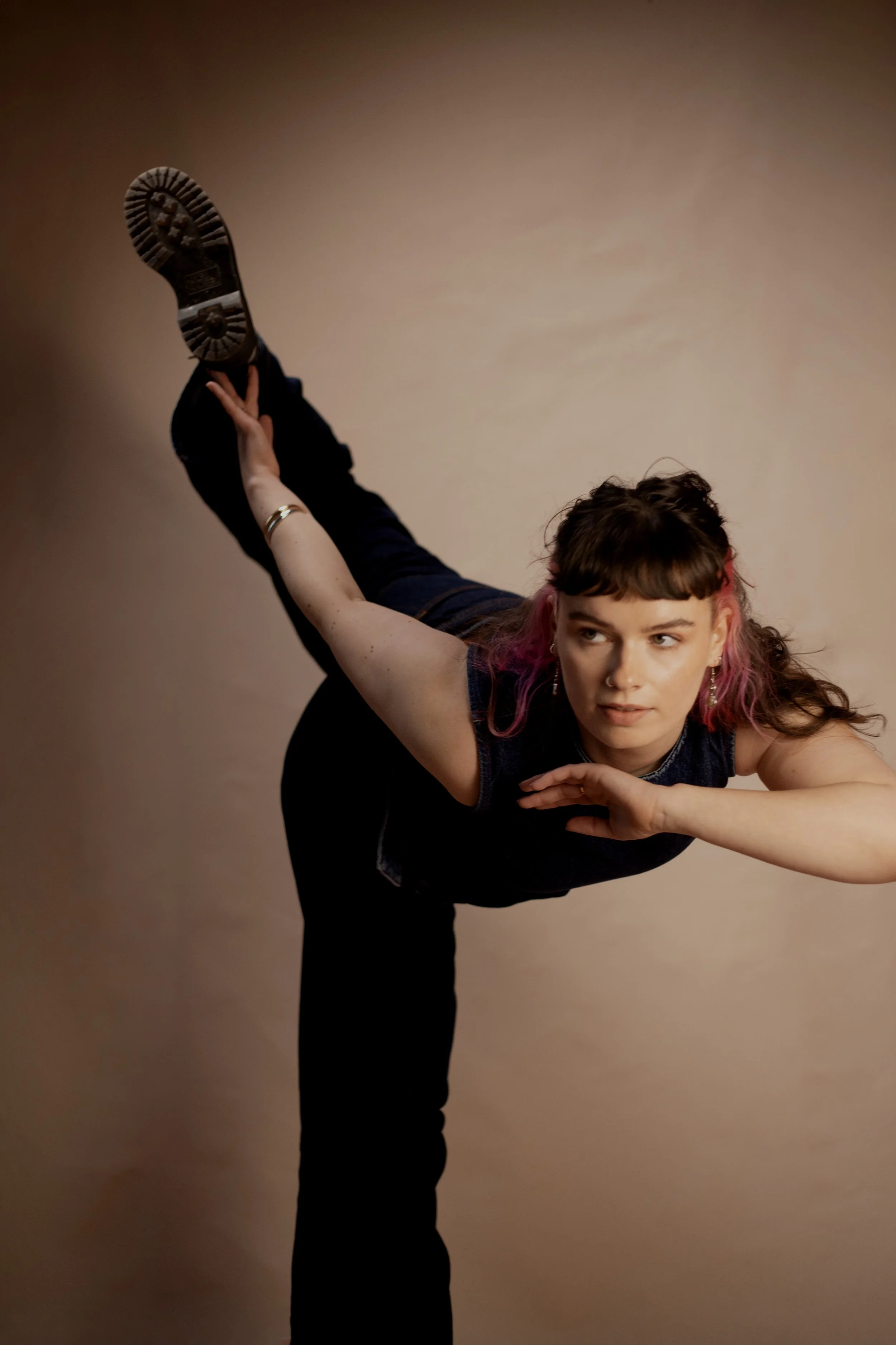 Maíre Morrison - Contemporary Dancer