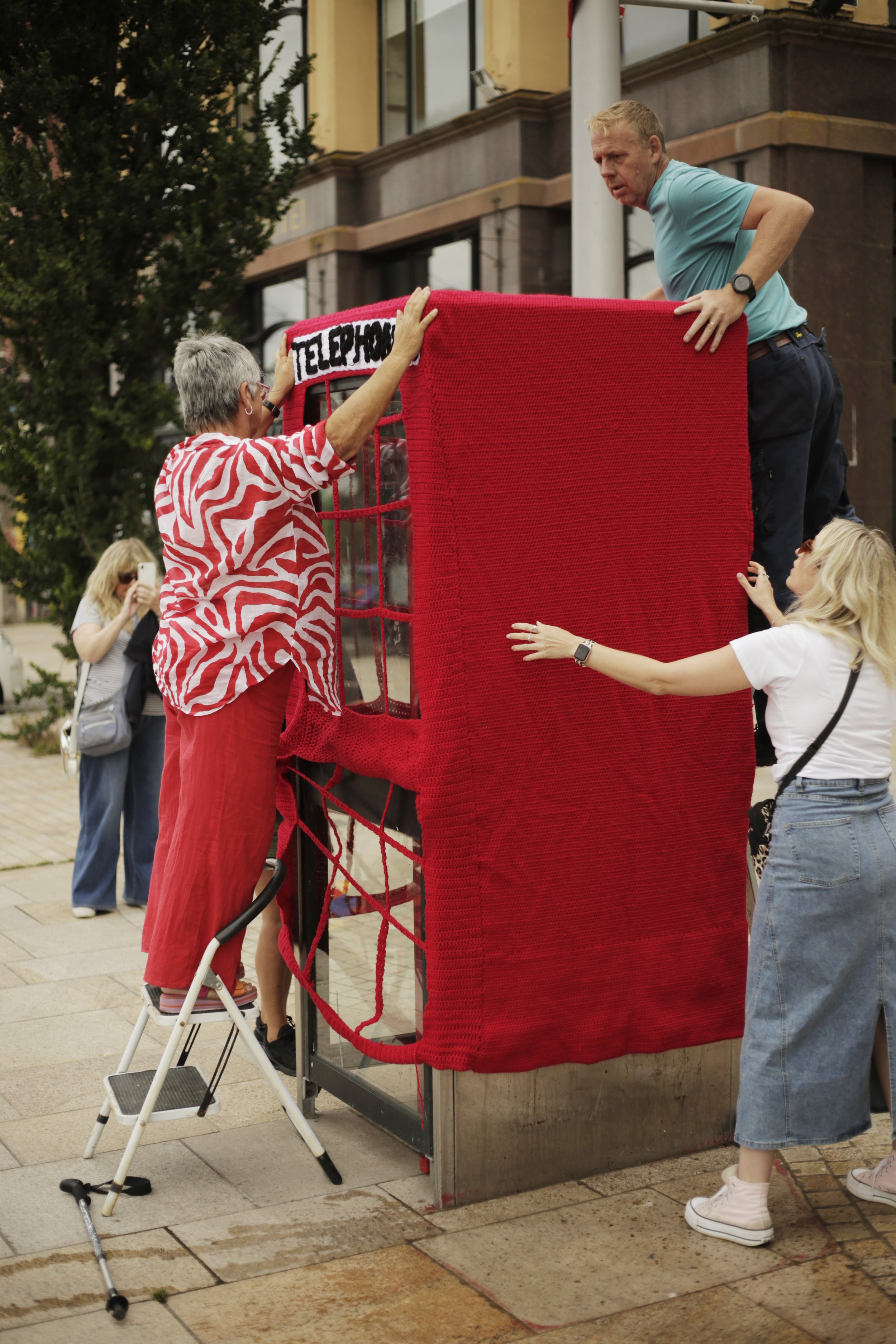 Crochet Phone Box at The Court House, Bangor