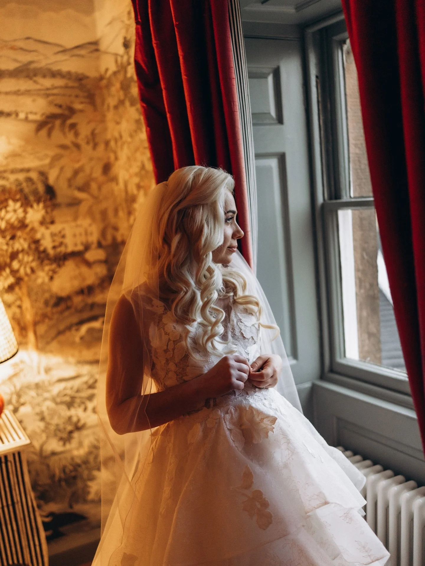 A perfect start to 2026 🤍 Christy &amp; Ian, misty Northumberland, and one of the most emotional ceremonies I&rsquo;ve ever had the honour to witness.

Venue: @thecharltonhall 
Photographer: @yulimar.photo 
Bride: @christy_lawson18 
Groom: @cobbsh12