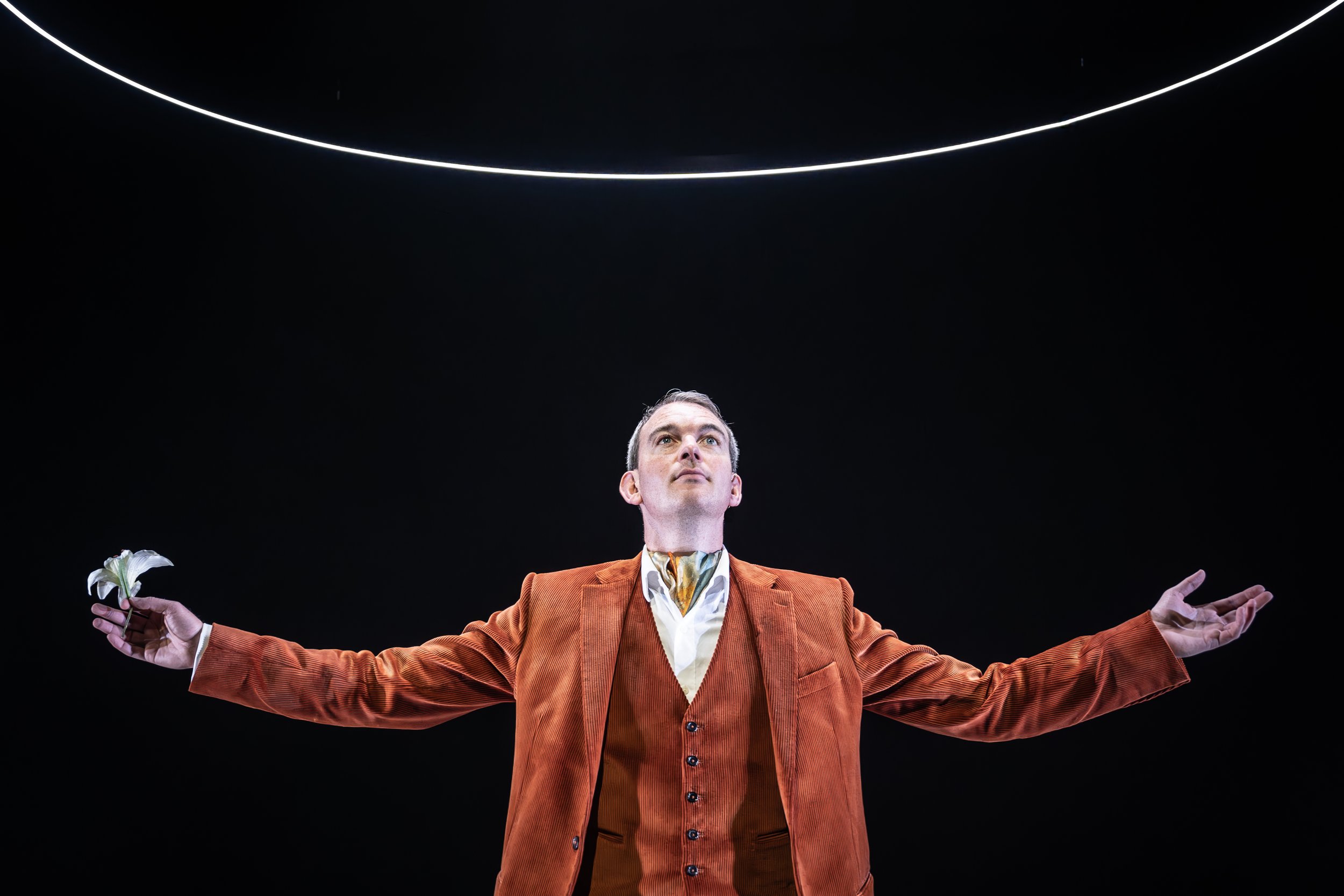 Oscar 9. Cred. Marc Brenner.jpg