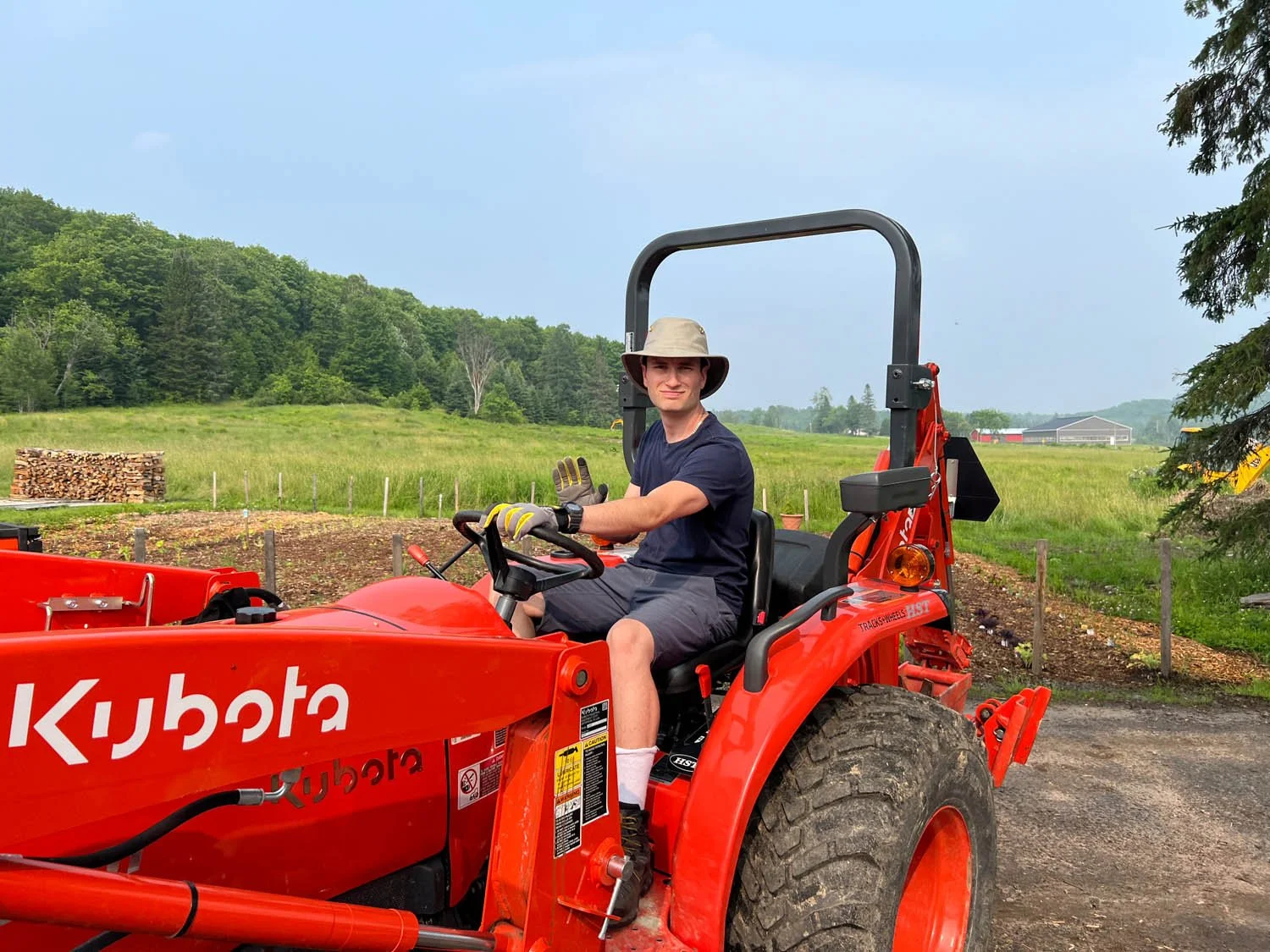 ANDREW TRACTOR***.jpg