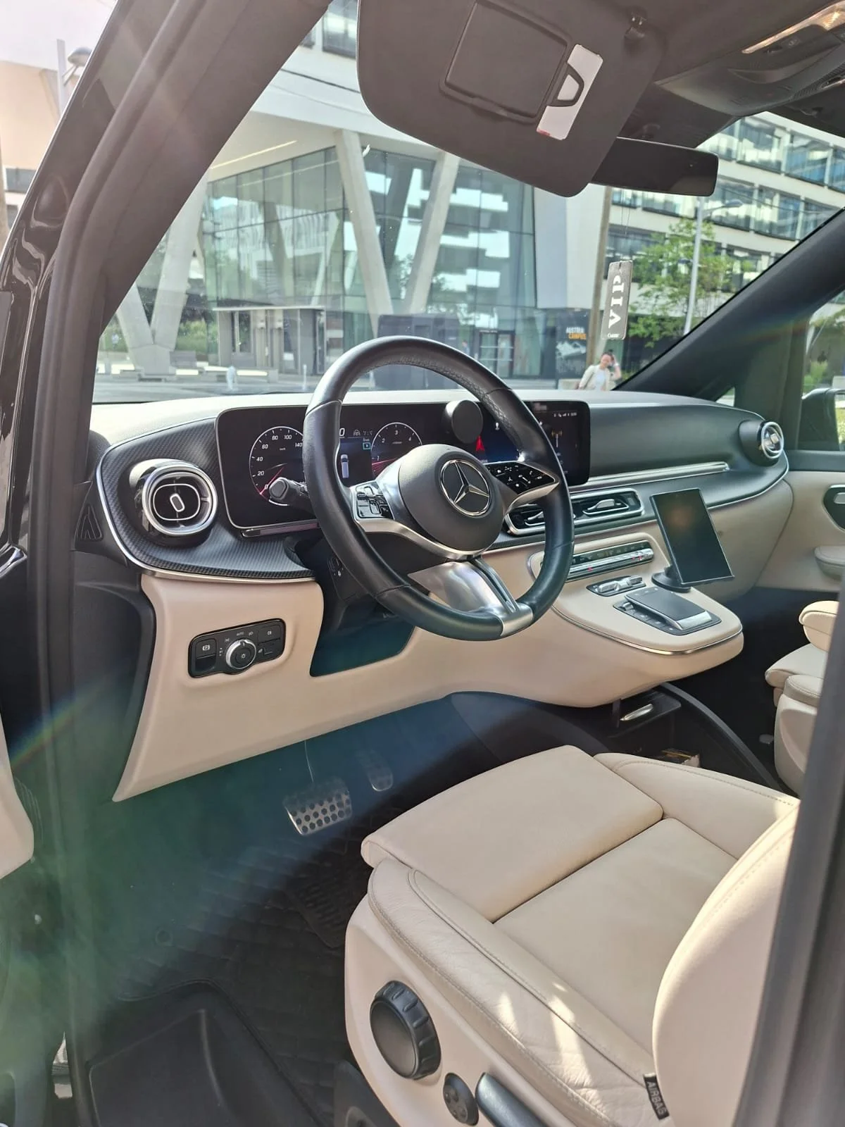 PHOTO-2025-08-08-07-41-45 4.jpg