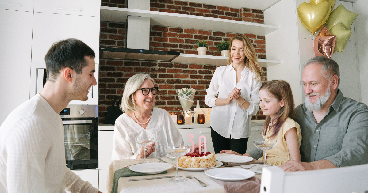 5 Questions to Ask Elderly Loved Ones to Build Deeper Connections