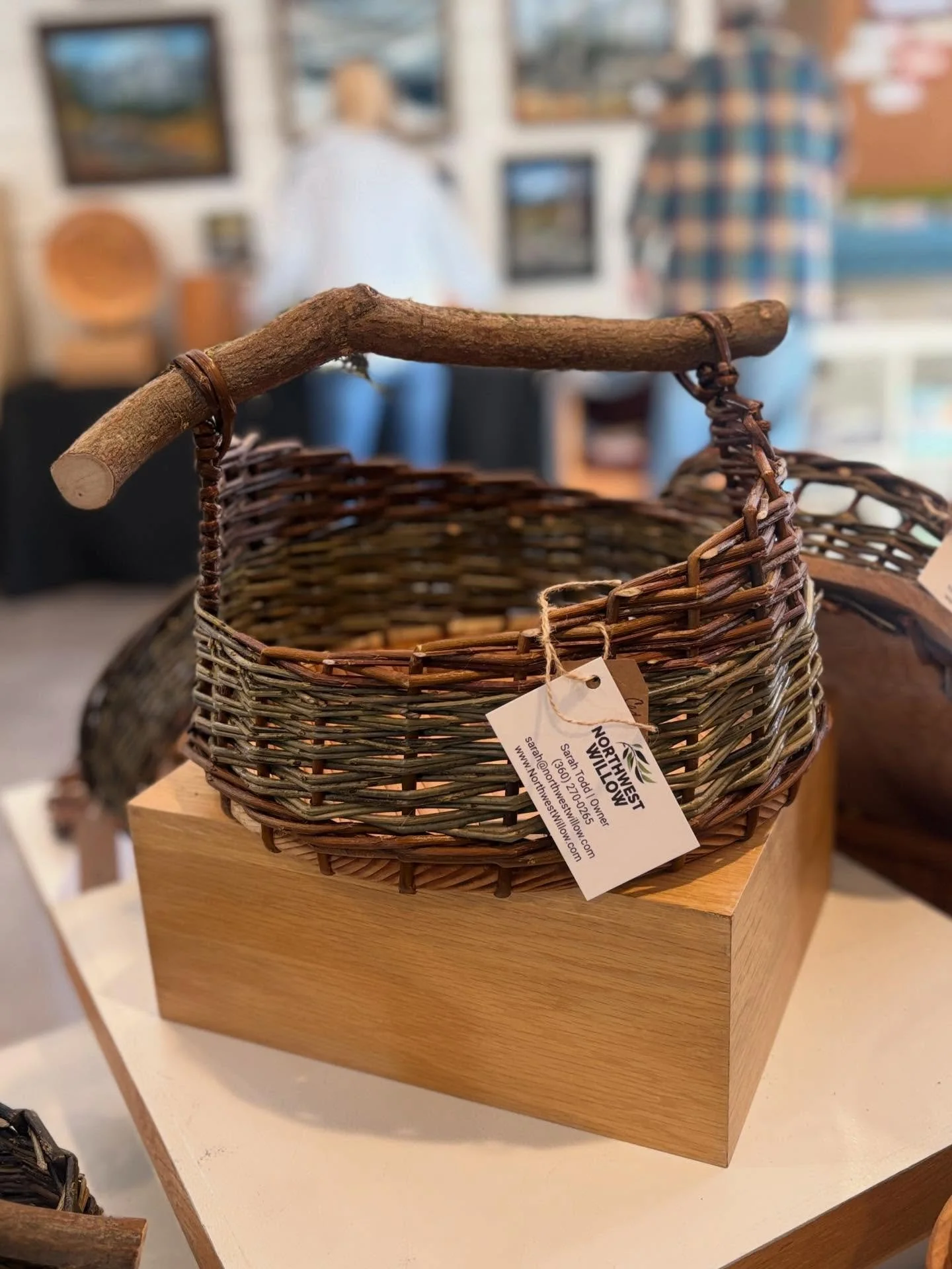 Northwest Willow baskets, trays, and bird feeders are now available for purchase at Gallery 505 in Toledo, WA. This month&rsquo;s opening event is Wednesday evening, and I&rsquo;m looking forward to seeing what our arts community thinks. 

(If you se