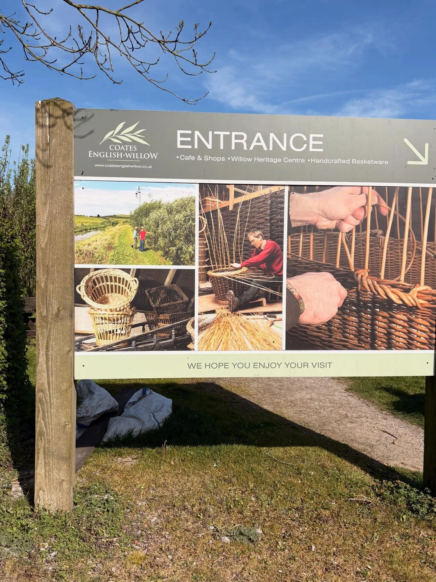 Well on my visit to the UK, I also swung by @coatesenglishwillow. My goodness what a cool place. @chorvath8 and I were lucky enough to catch one of the very last farm tours they will offer, but they have a beautiful willow museum, visitor center, sho