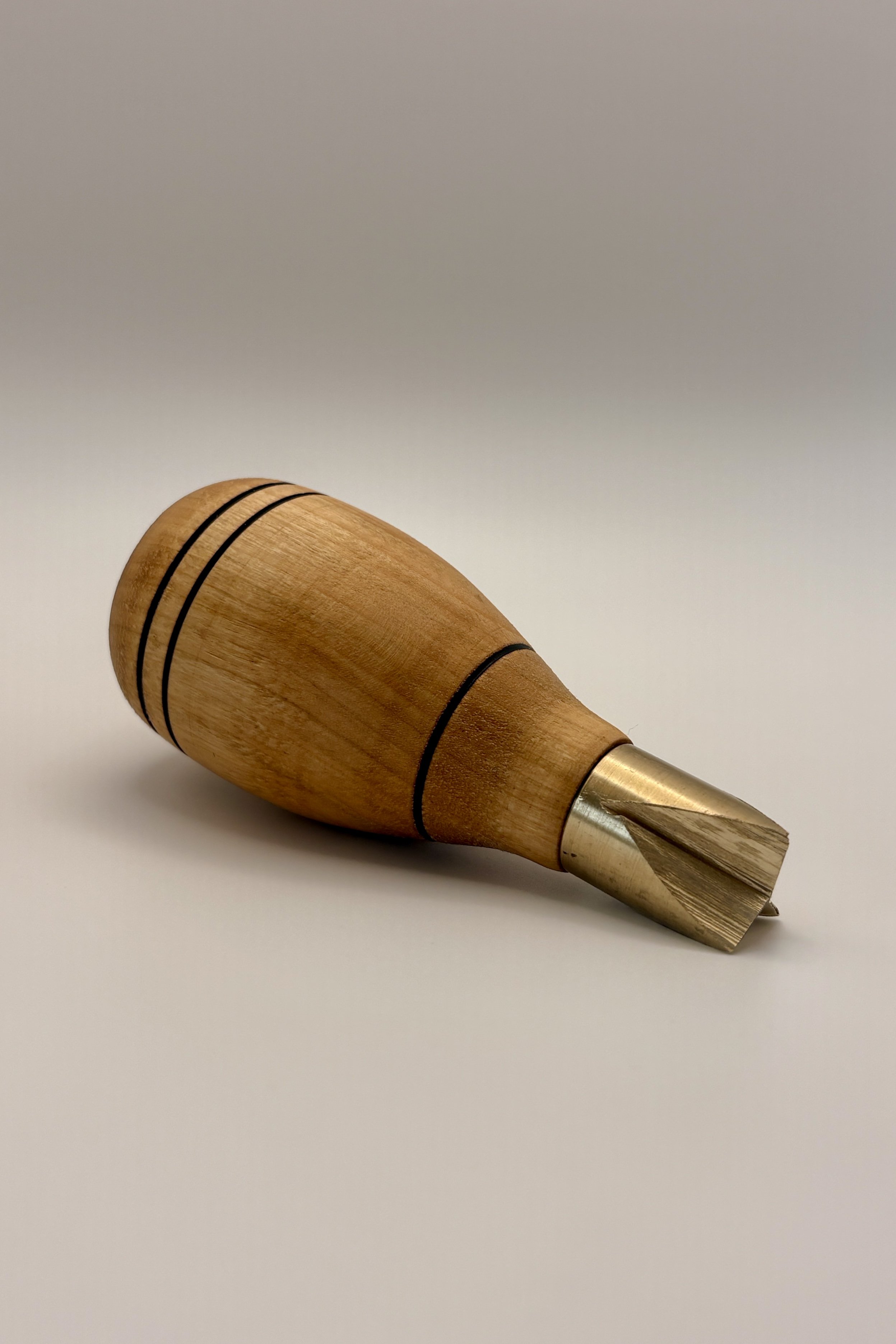 Brass and Wood Willow Cleave