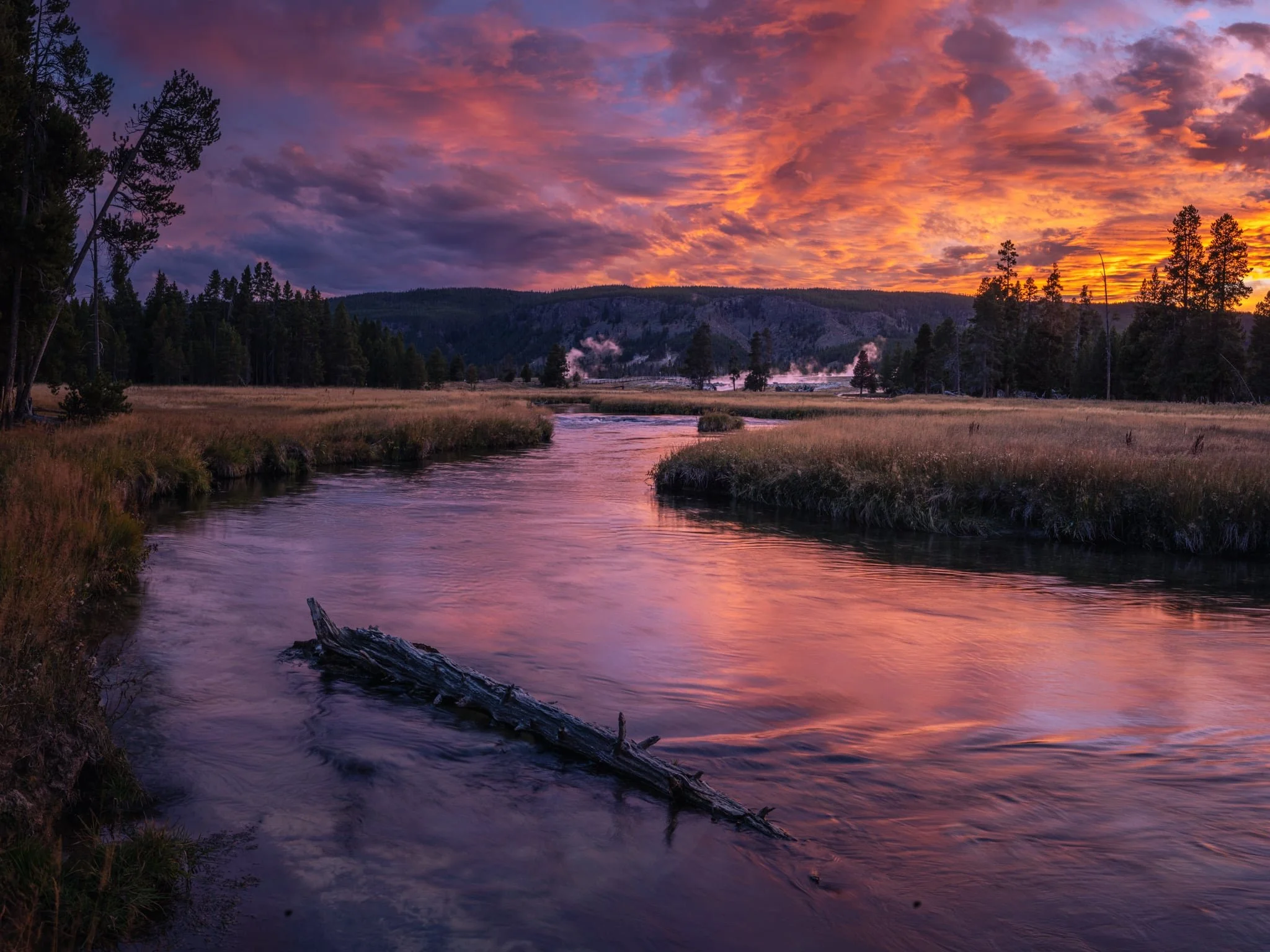 sunrise in yellowstone