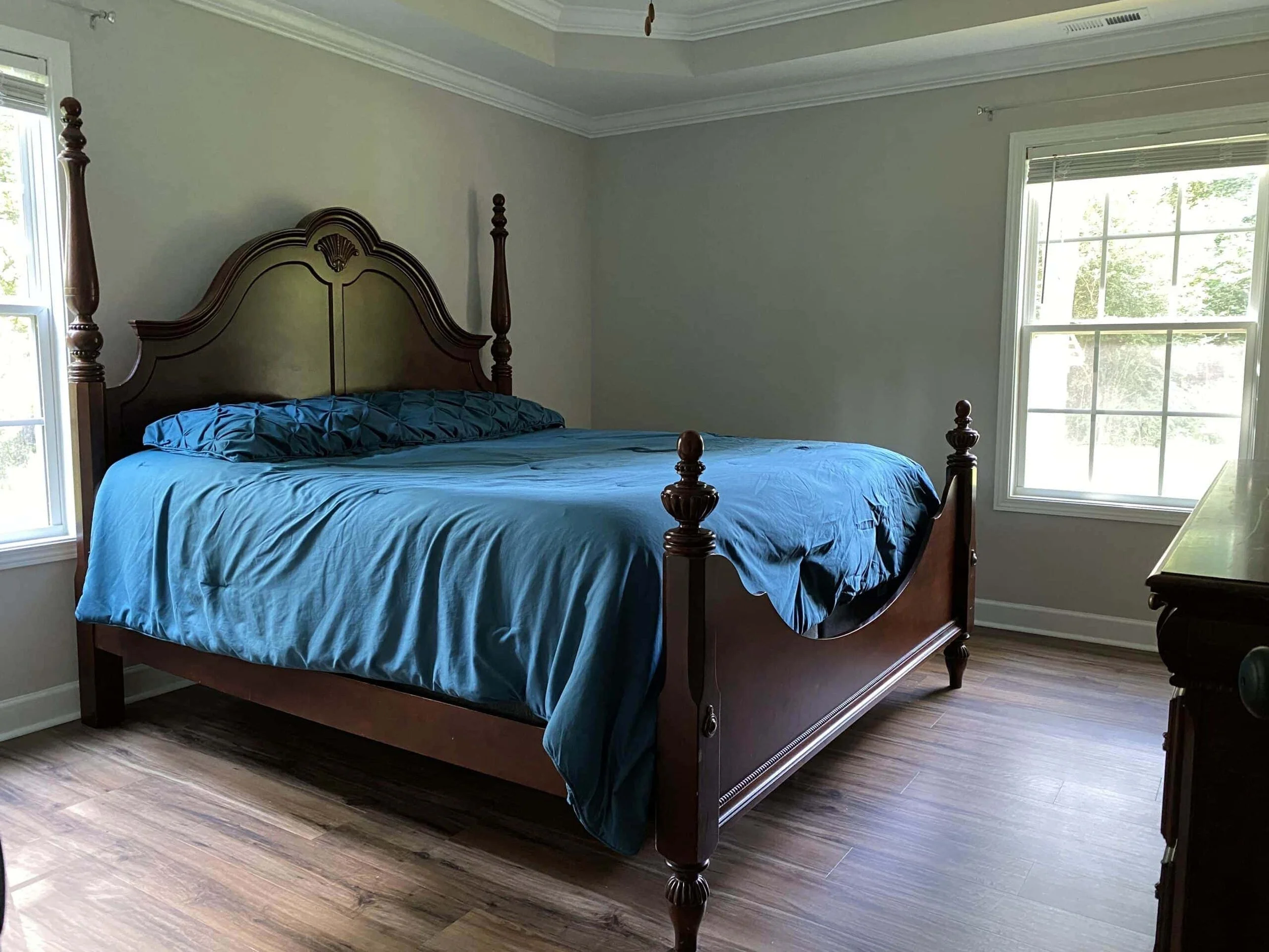 bedroom before 6.jpg