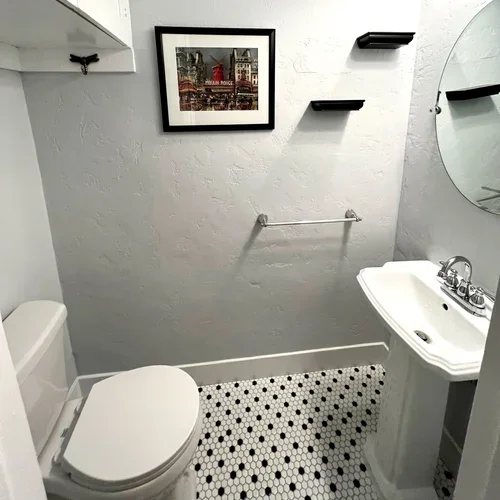 EUCALYPTUS AVE (2022)