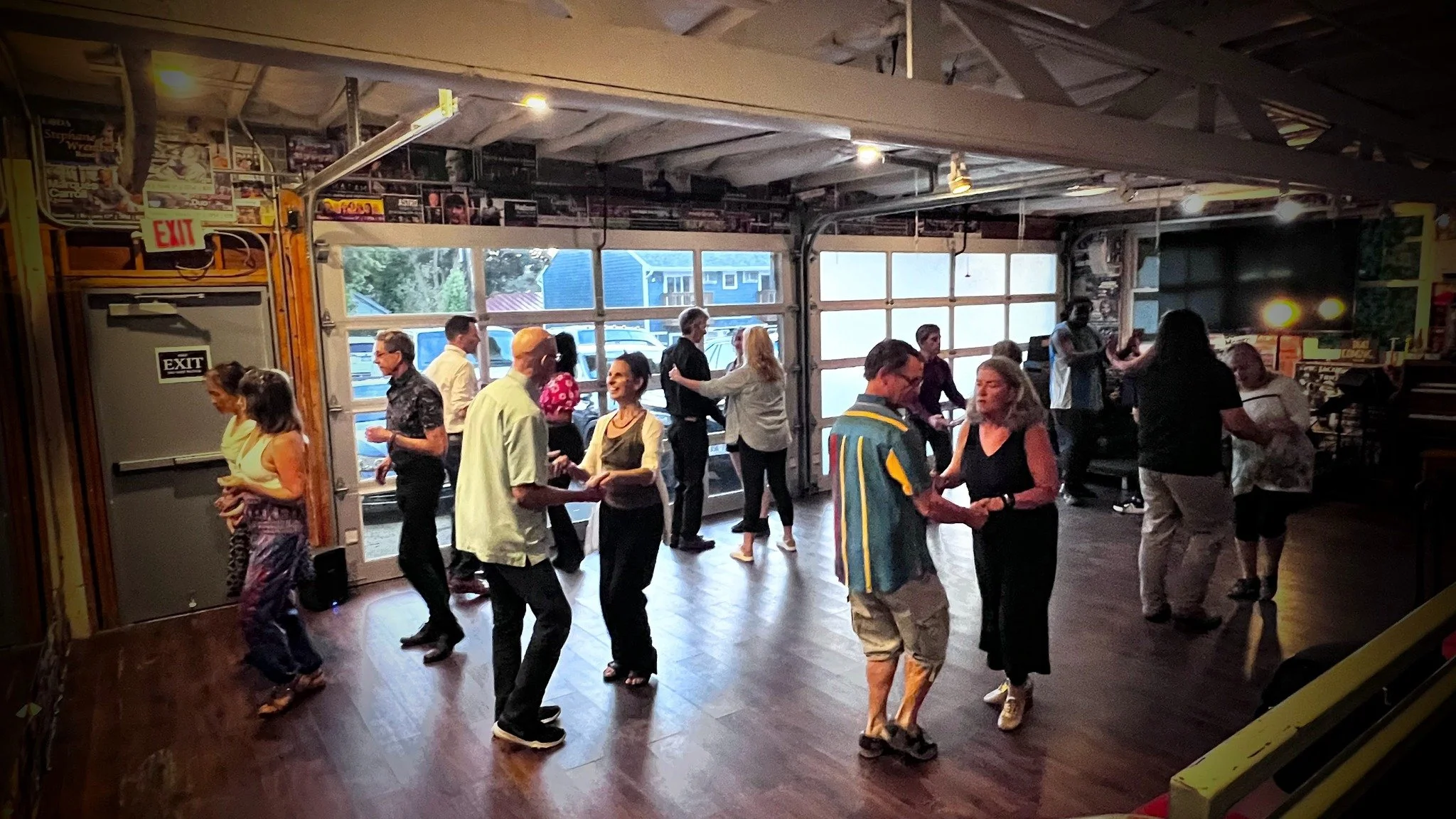 Bachata Class 7:30 (back room) / Dance Social (8:30 PM) – $10