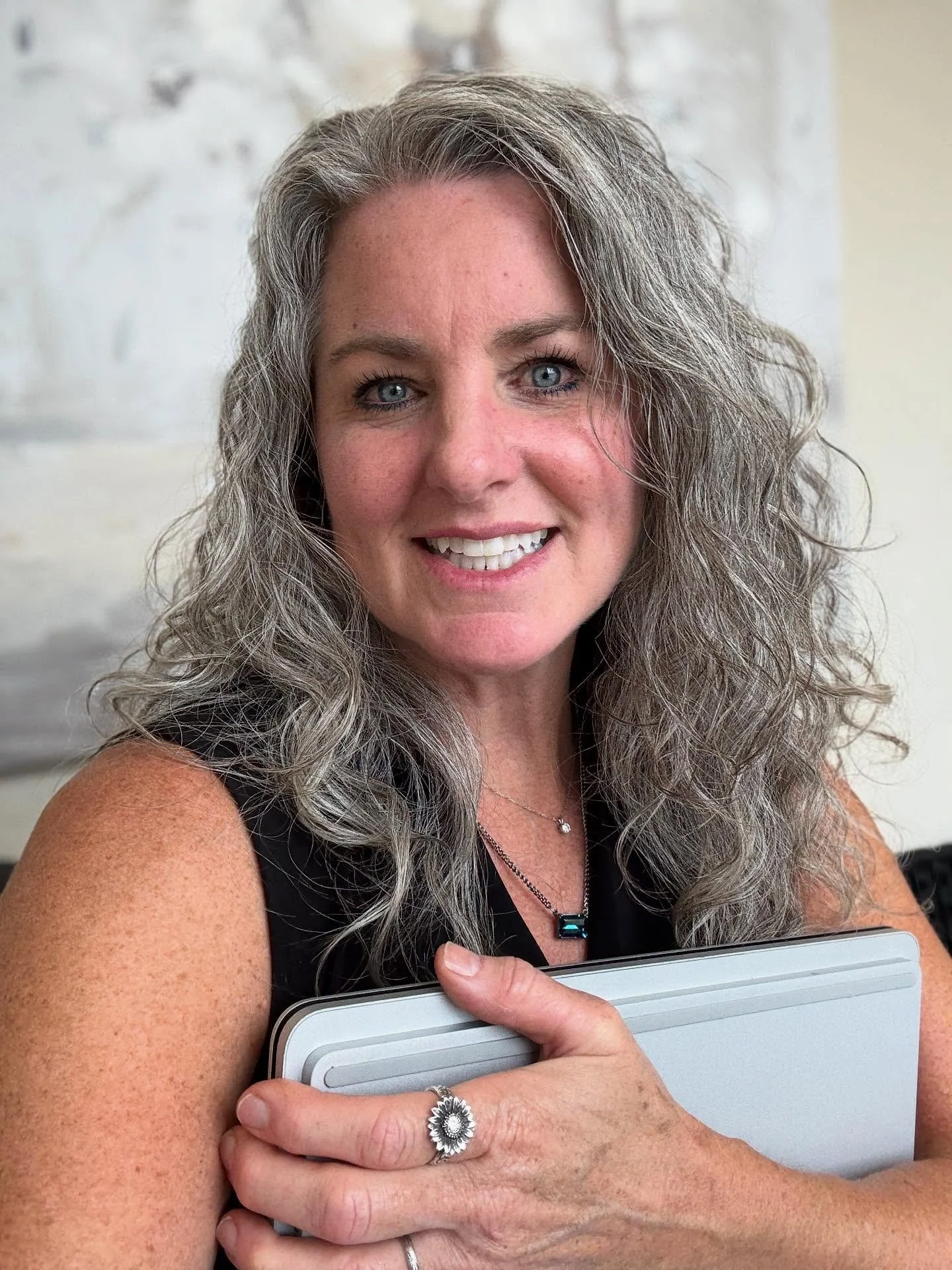 Hi there! It&rsquo;s me, your favorite REALTOR. 😃Can I just say&hellip;helping you buy and sell real estate is one of the most fun things I&rsquo;ve ever done. Sure, there are challenges in most transactions. Yet the smiles are contagious; the laugh