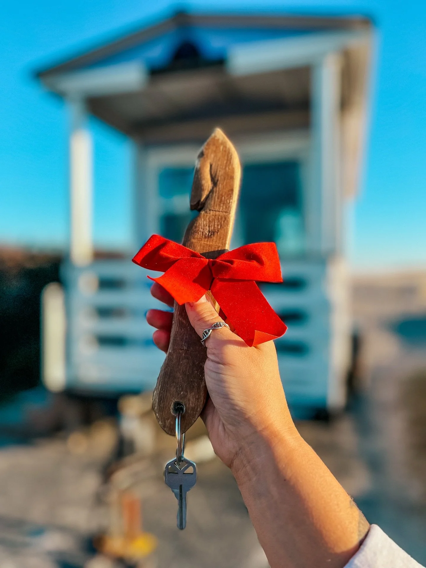 Are those sleigh bells&hellip; or just the tinkle of your key as you unlock this sweet cottage and enter a coastal paradise for a weekend escape?

Let&rsquo;s be honest for a sec.

At the heart of it all, amidst the holiday chaos and all the presents