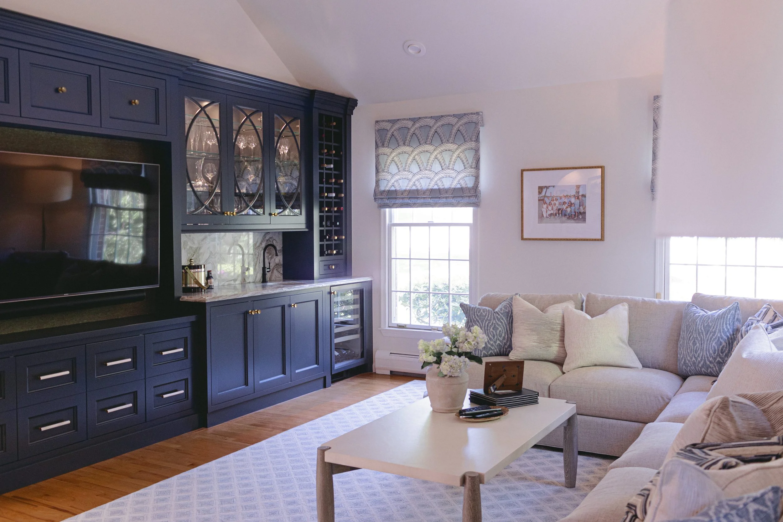 Timeless-meets-modern interiors in the Saddle Ridge Reimagined project by Melissa’s Designs.