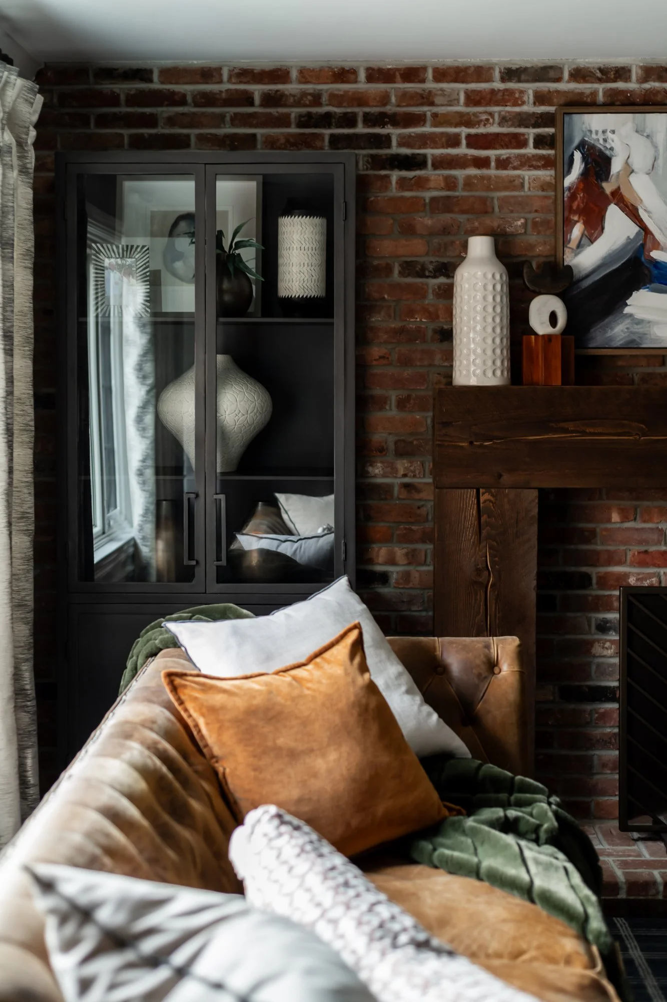 Warm, personality-driven interiors in the Styled with Soul on Wyckoff project by Melissa’s Designs.