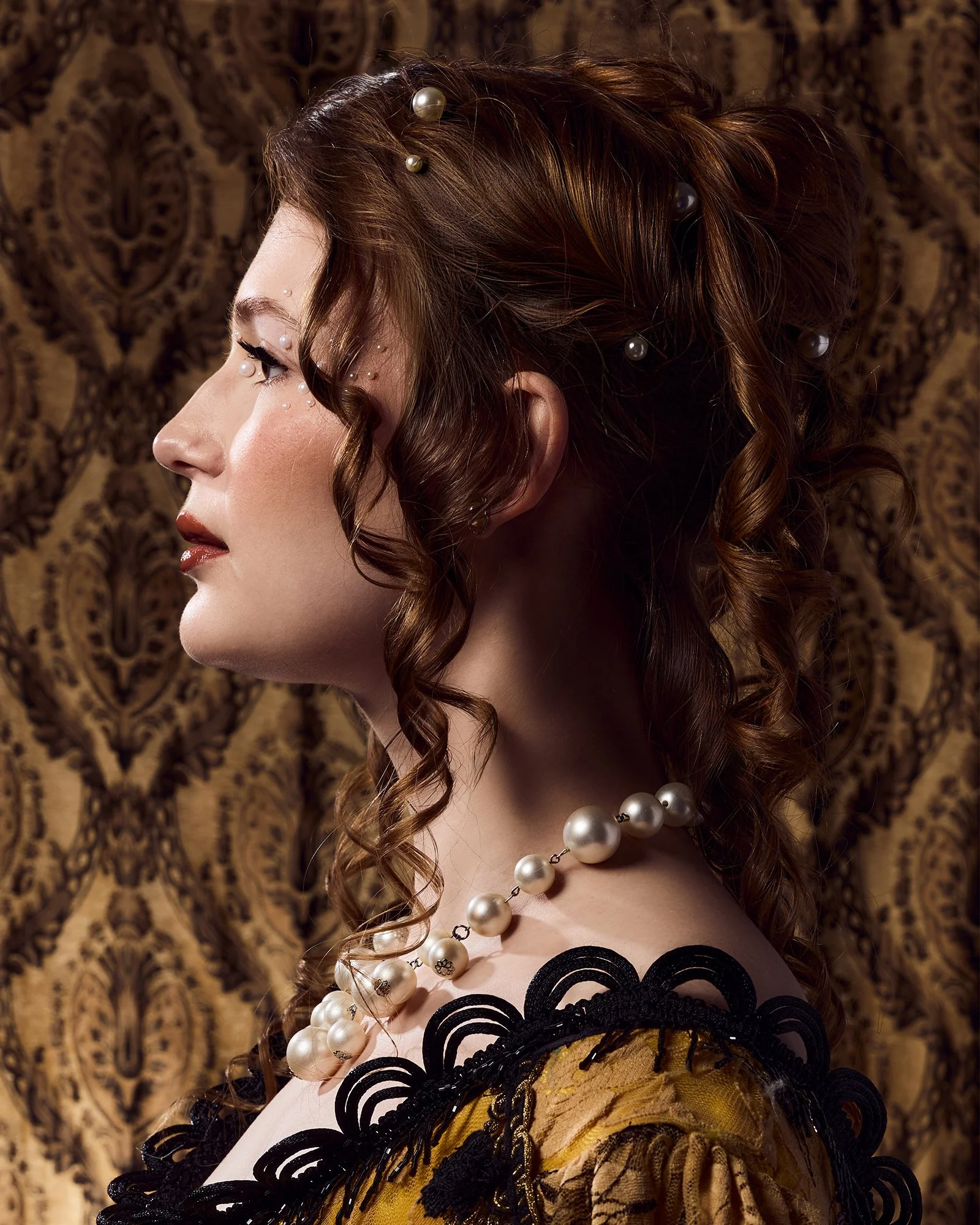 Photographer: Angelina Rose
Model: Alexa Thobo-Carlsen
Makeup: Gurishq Kaur
Hair: Avery McAllister